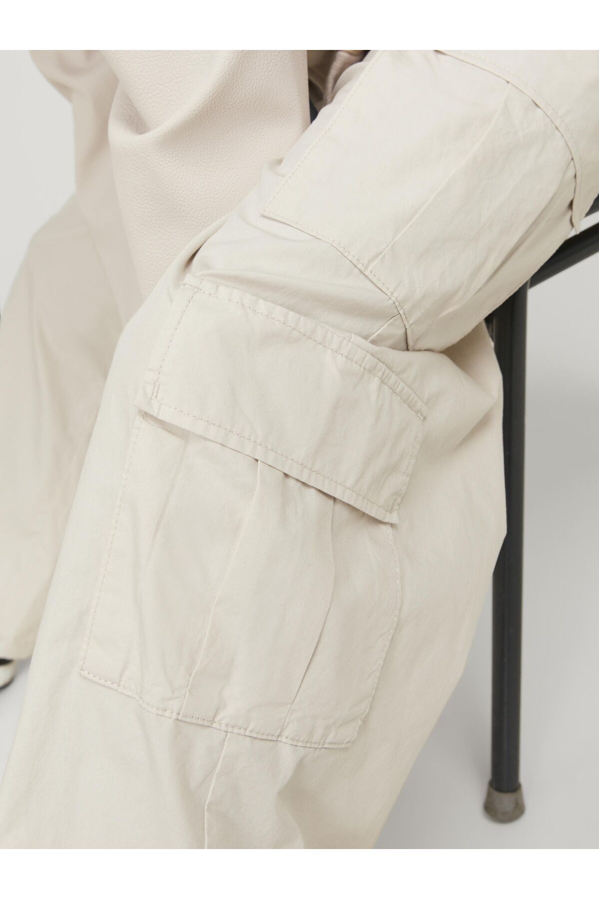 شلوار جک اند جونز مردانه پنبه ای بژ  راسته کارگو فاق نرمال   Straight/استریج کژوال/روزمره | Jack & Jones 12249002 BD - تصویر 6