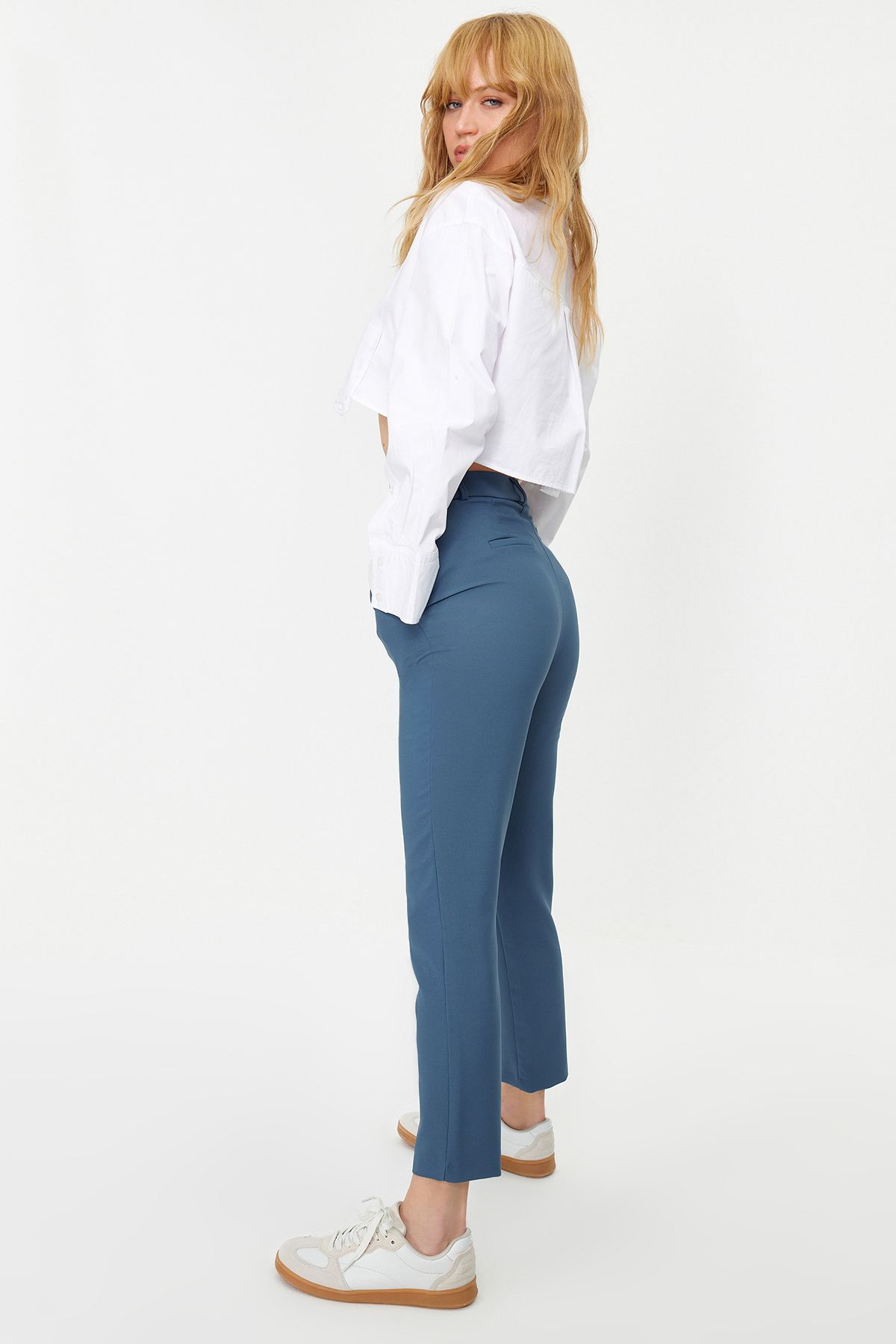 Trendyol Collection-Indigo Basic cigaretové tkané látkové kalhoty Twoss19St0038 3