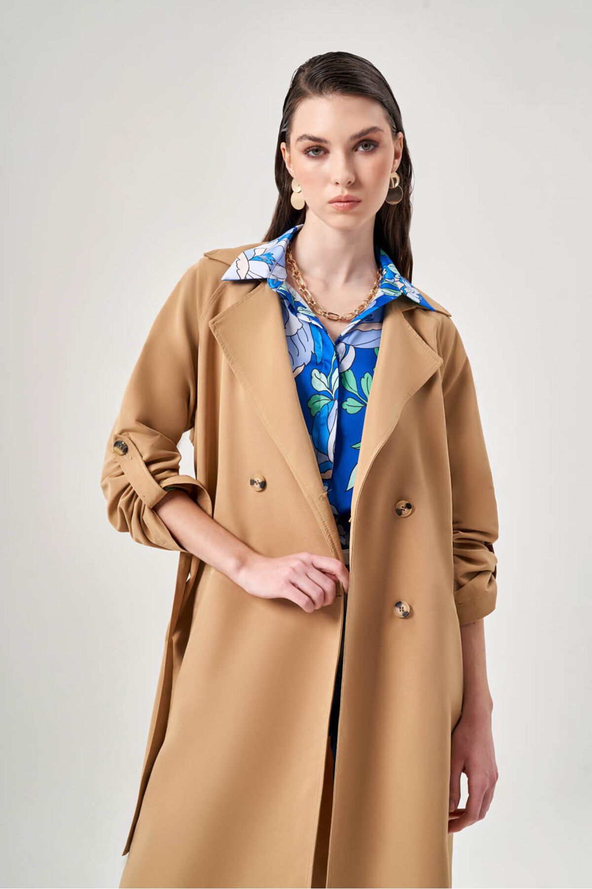 Classic beige trench coat best sale
