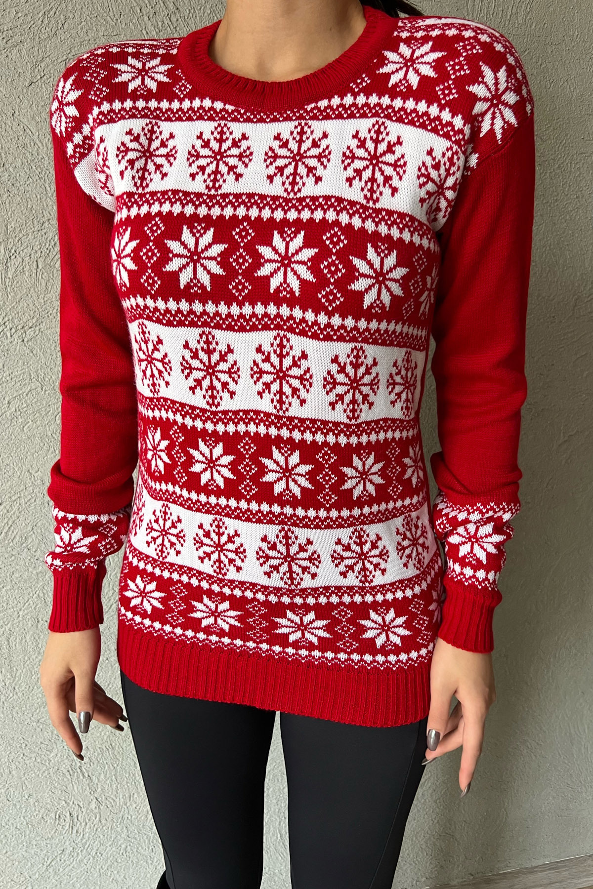 Seda Yalçın Atelier-Red and White Crew Neck Themed Sweater 2