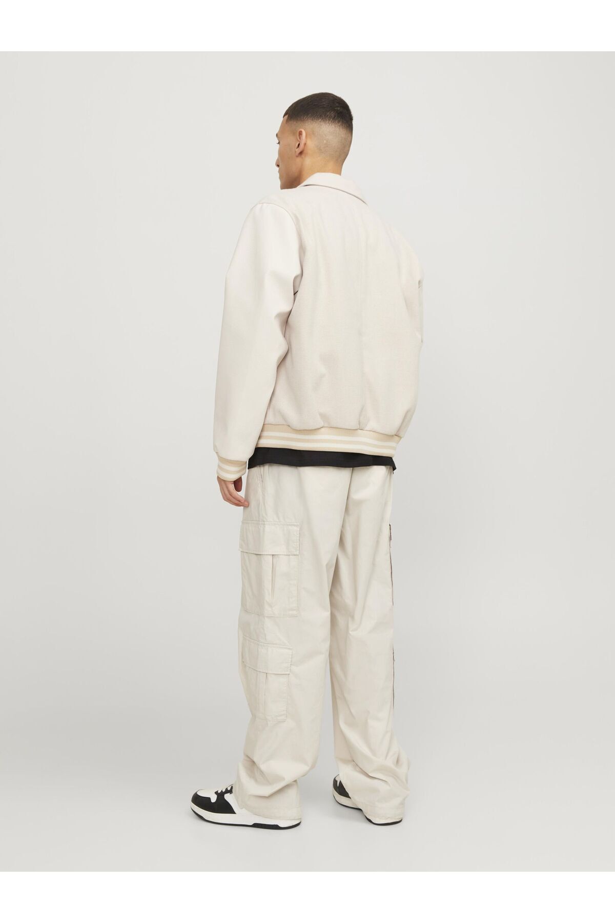 شلوار جک اند جونز مردانه پنبه ای بژ  راسته کارگو فاق نرمال   Straight/استریج کژوال/روزمره | Jack & Jones 12249002 BD - تصویر 4