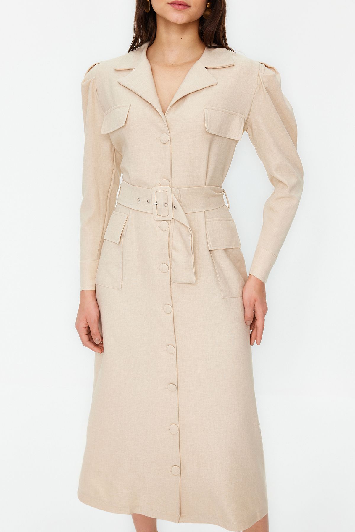 Trendyol Modest-Gewebtes Hemdkleid im Leinen-Look mit Steingürtel und Knöpfen TCTSS24EB00017 5