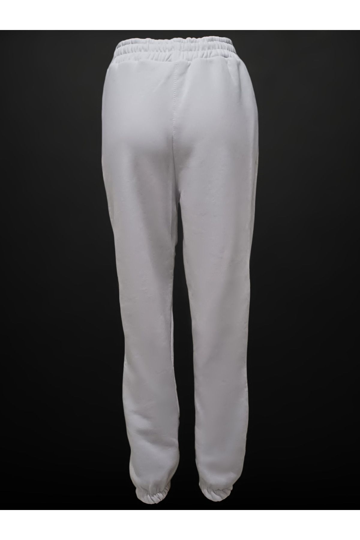 Plain top white sweatsuit
