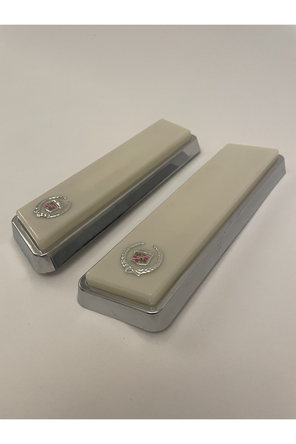 AHMET OTOMOTİV CADİLLAC GAZETELİK BEYAZ IŞIK DİREK LAMBA İÇ AYDINLATMA