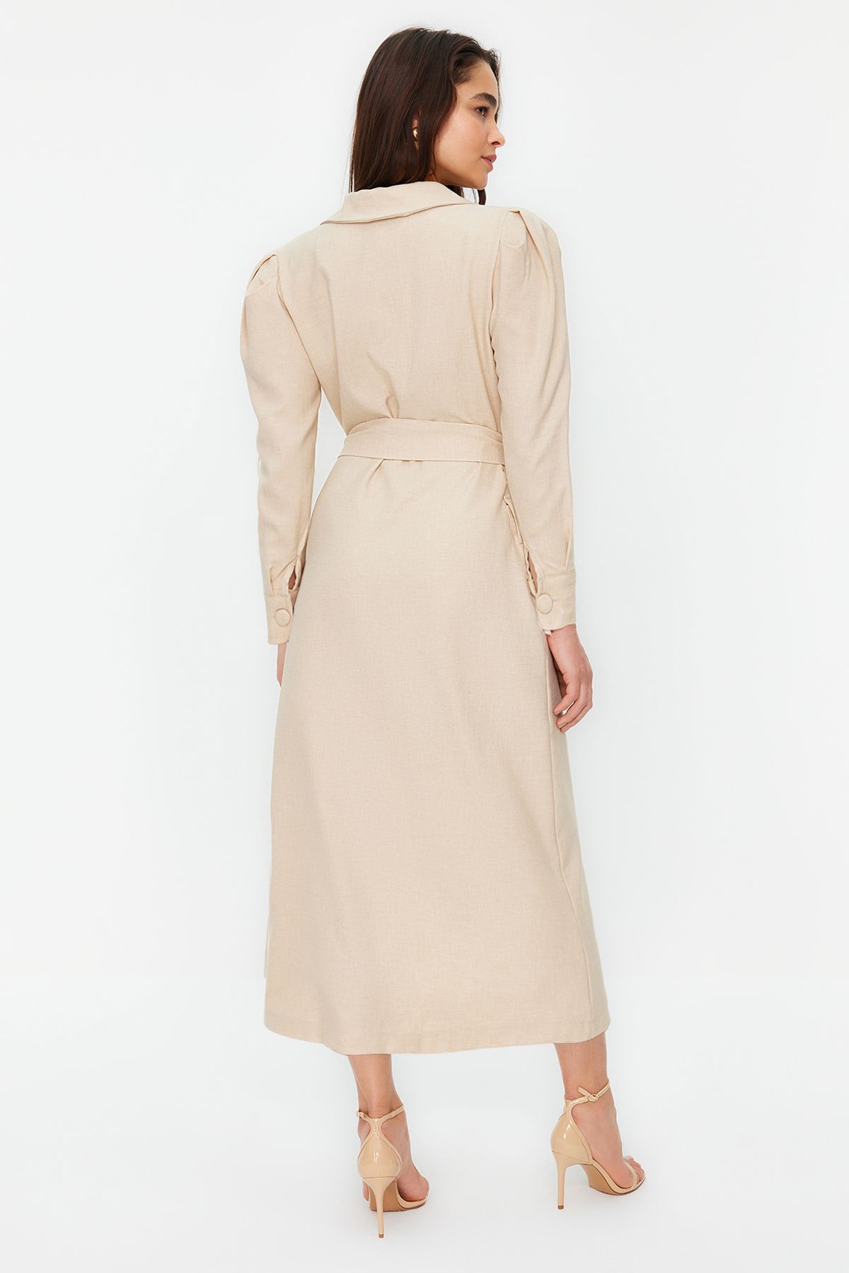 Trendyol Modest-Gewebtes Hemdkleid im Leinen-Look mit Steingürtel und Knöpfen TCTSS24EB00017 7