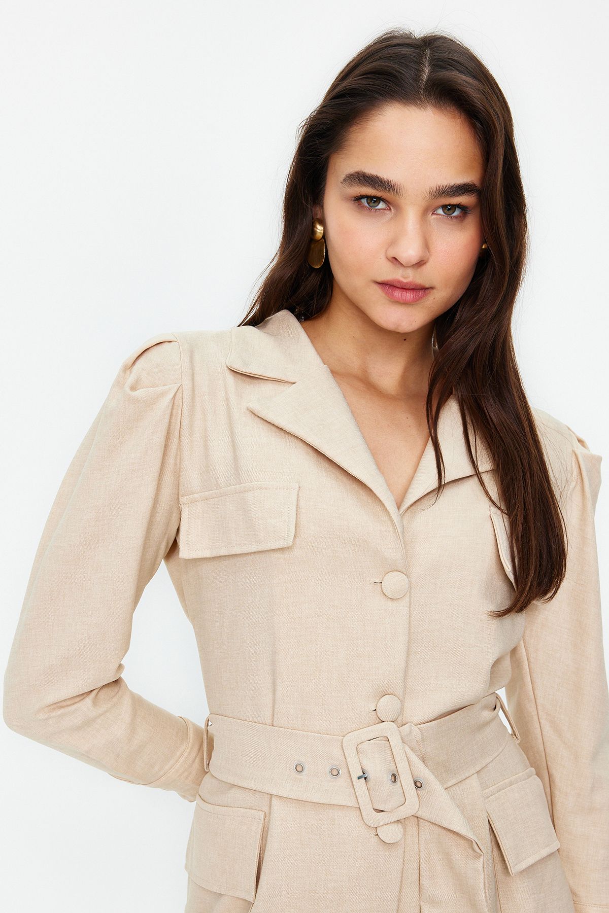 Trendyol Modest-Gewebtes Hemdkleid im Leinen-Look mit Steingürtel und Knöpfen TCTSS24EB00017 4