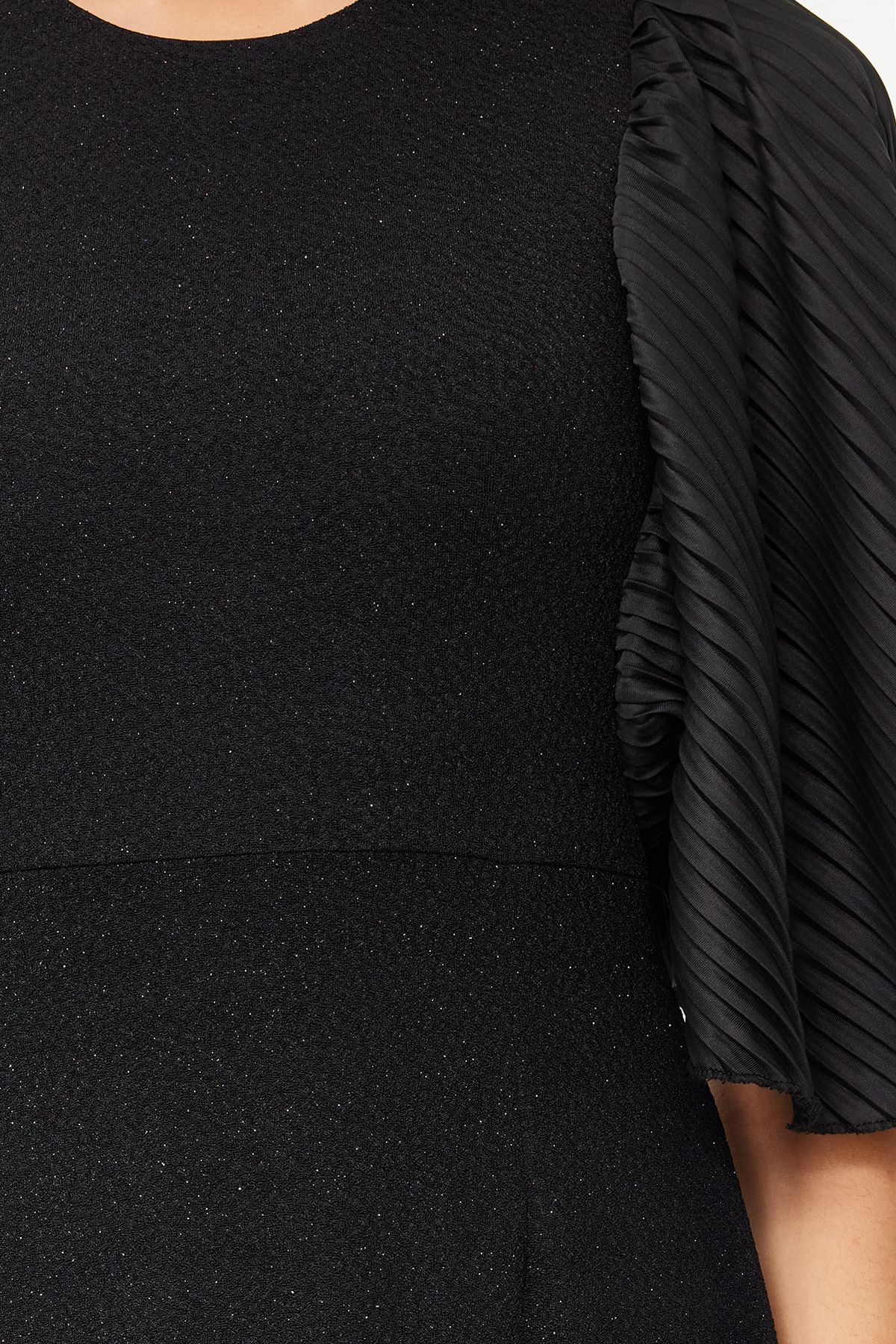 Trendyol Modest-Schwarzes, glitzerndes, elegantes Abendkleid mit Fledermausärmeln TCTSS24DB00042 4