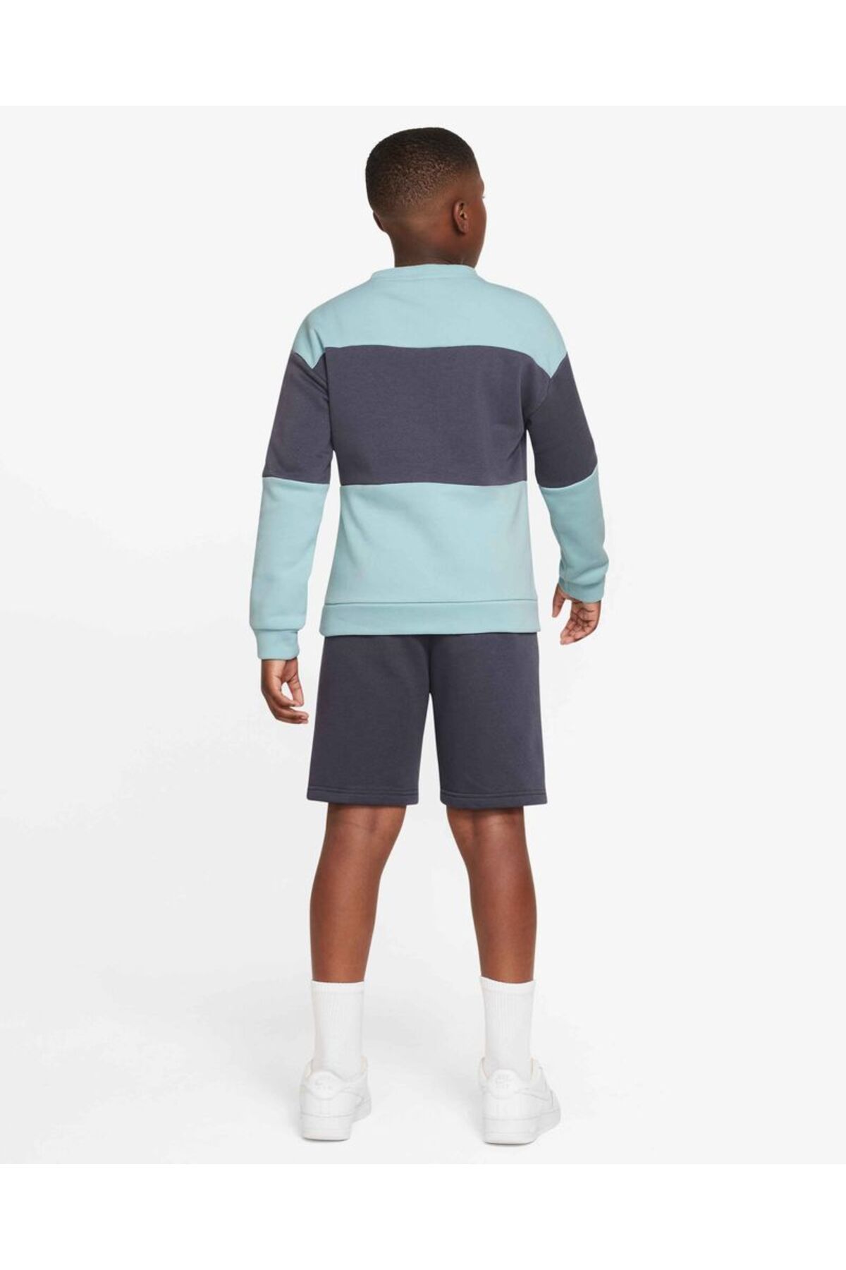 Nike sweatsuit best sale outfit