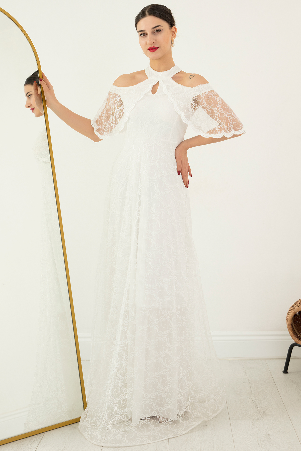 PULLIMM-Shoulder Detail Long Lace Evening Dress 13328 4