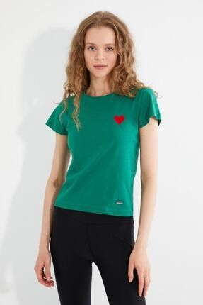 Kadın Nakışlı T-shirt Yeşil 63PLST