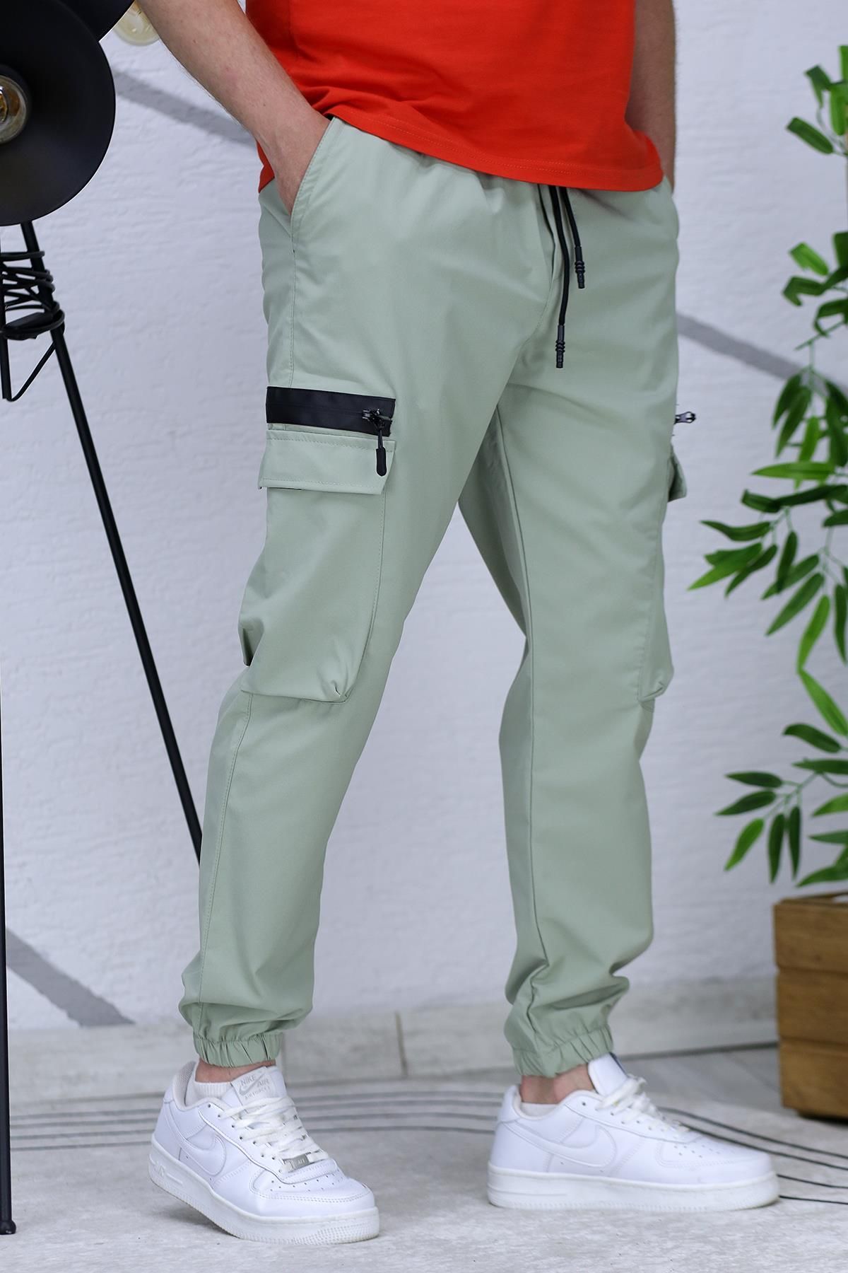 Thick on sale cargo pants
