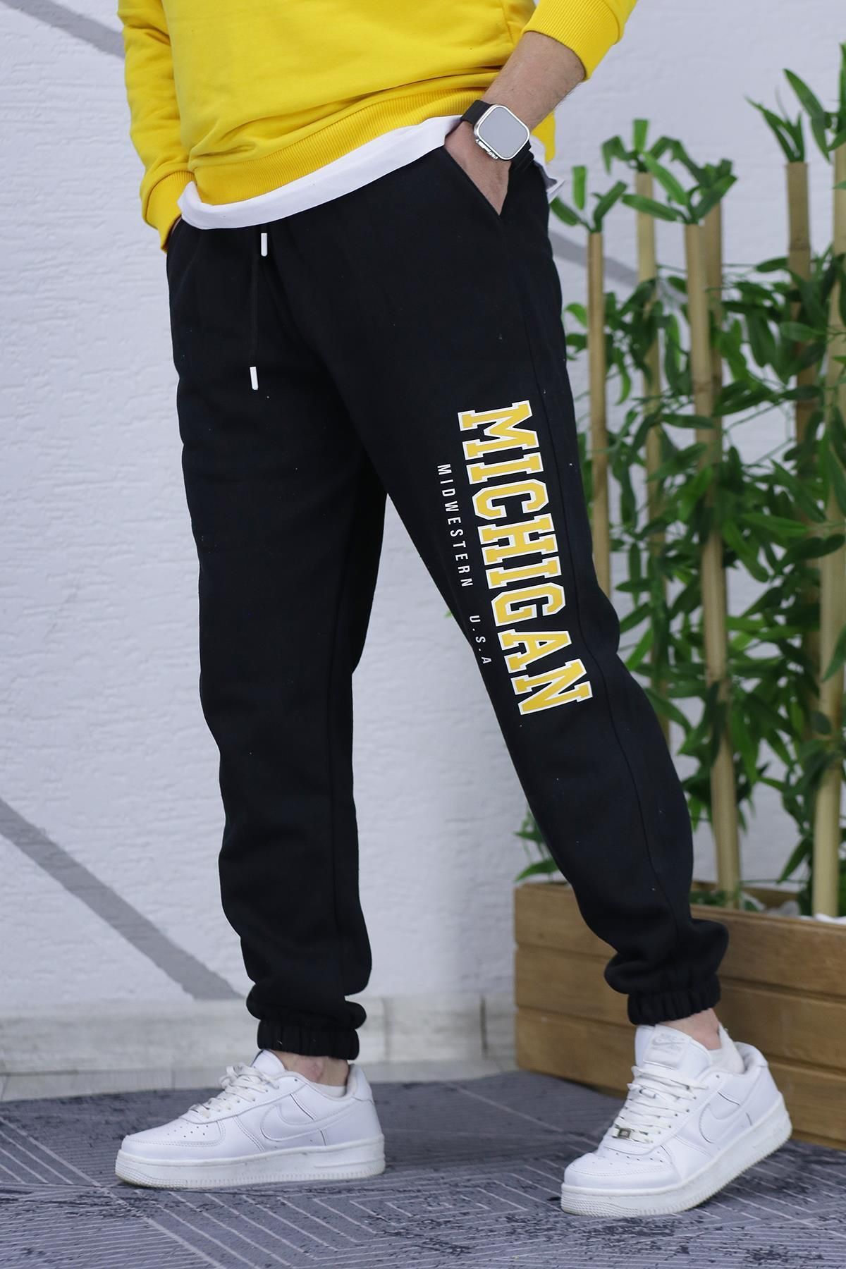 Men's michigan sweatpants on sale