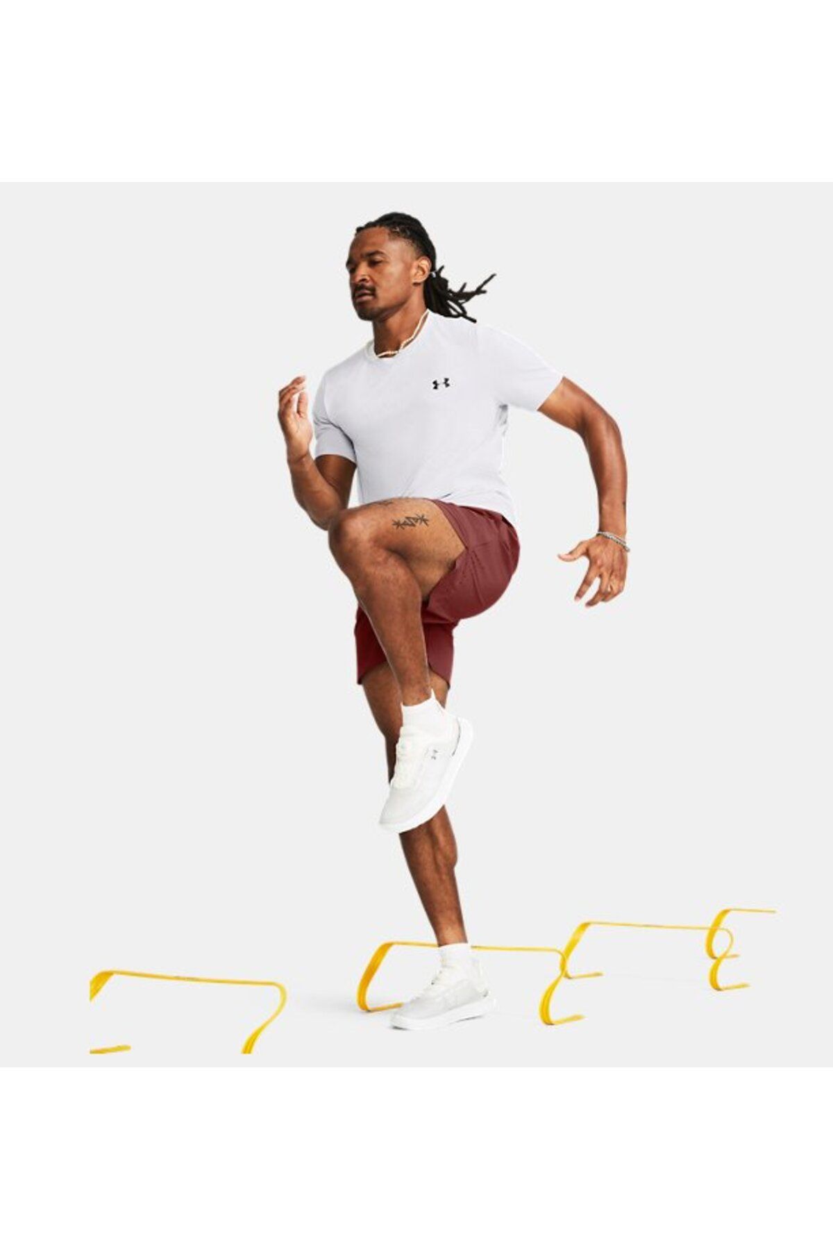 تی شرت سفید مردانه آستین کوتاه یکپارچه در 1382801 100 Under Armour