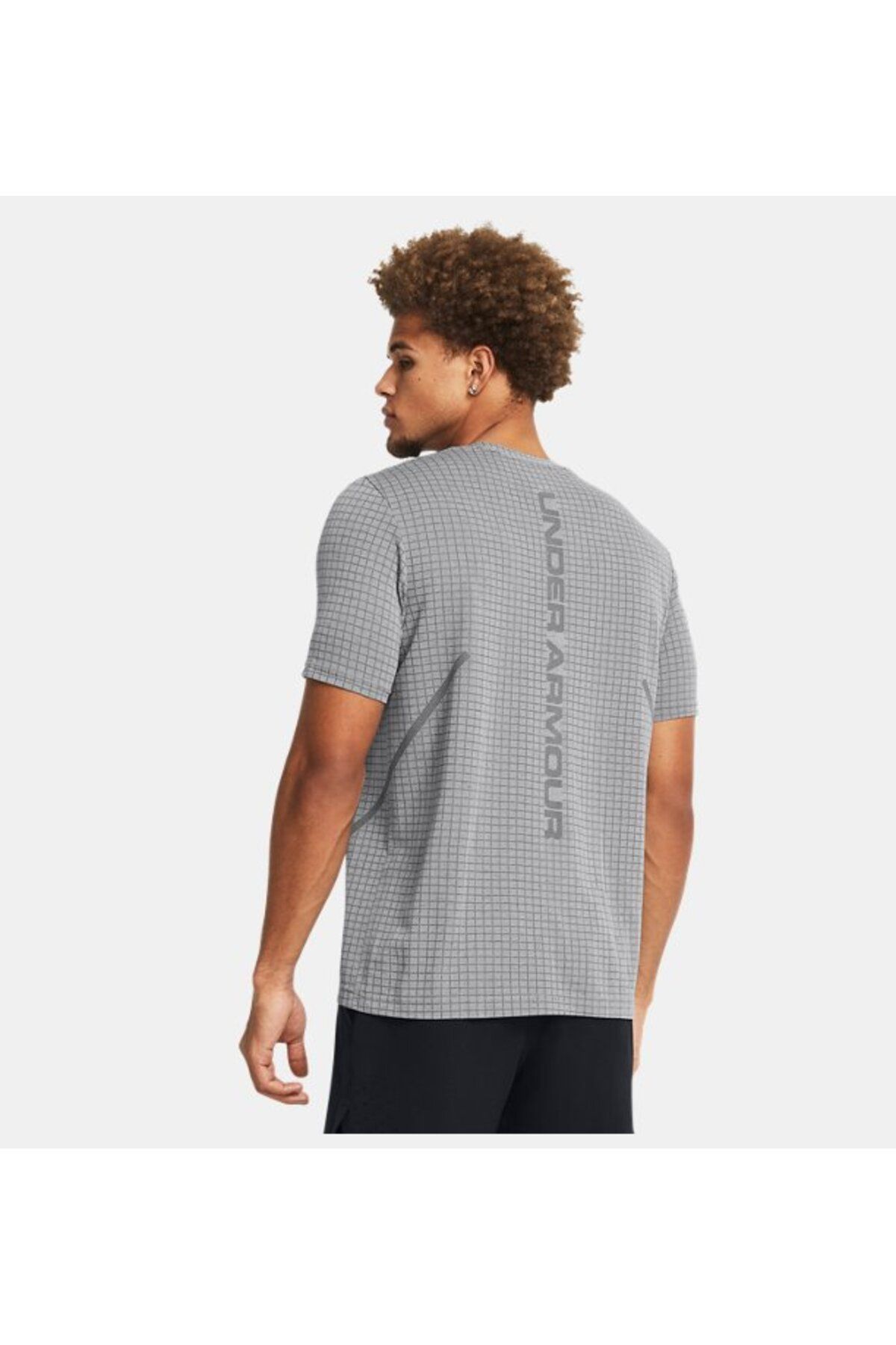 تی شرت خاکستری مردانه آستین کوتاه شبکه یکپارچه نر 1376921 011 Under Armour