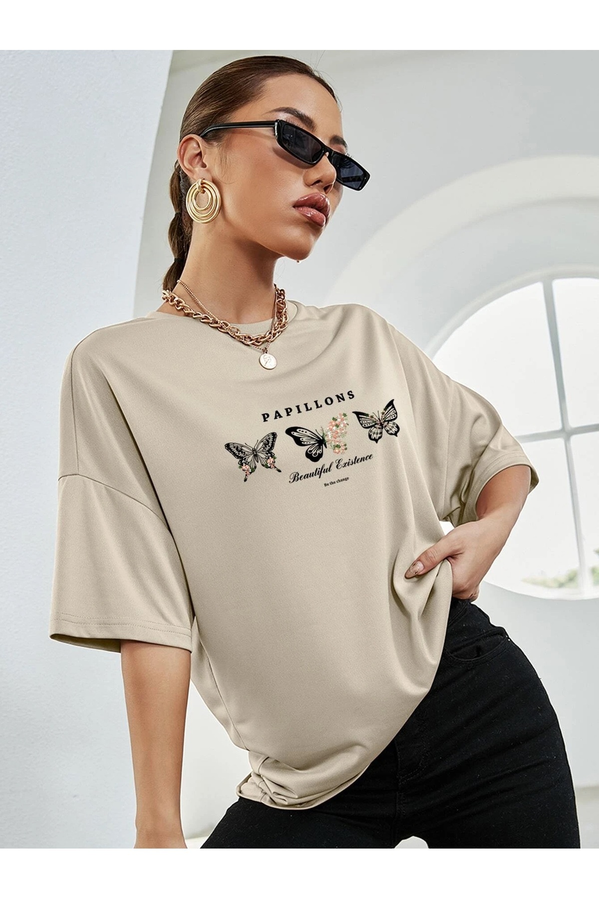 MOONBULL Dámske oversize tričko Papillons s potlačou