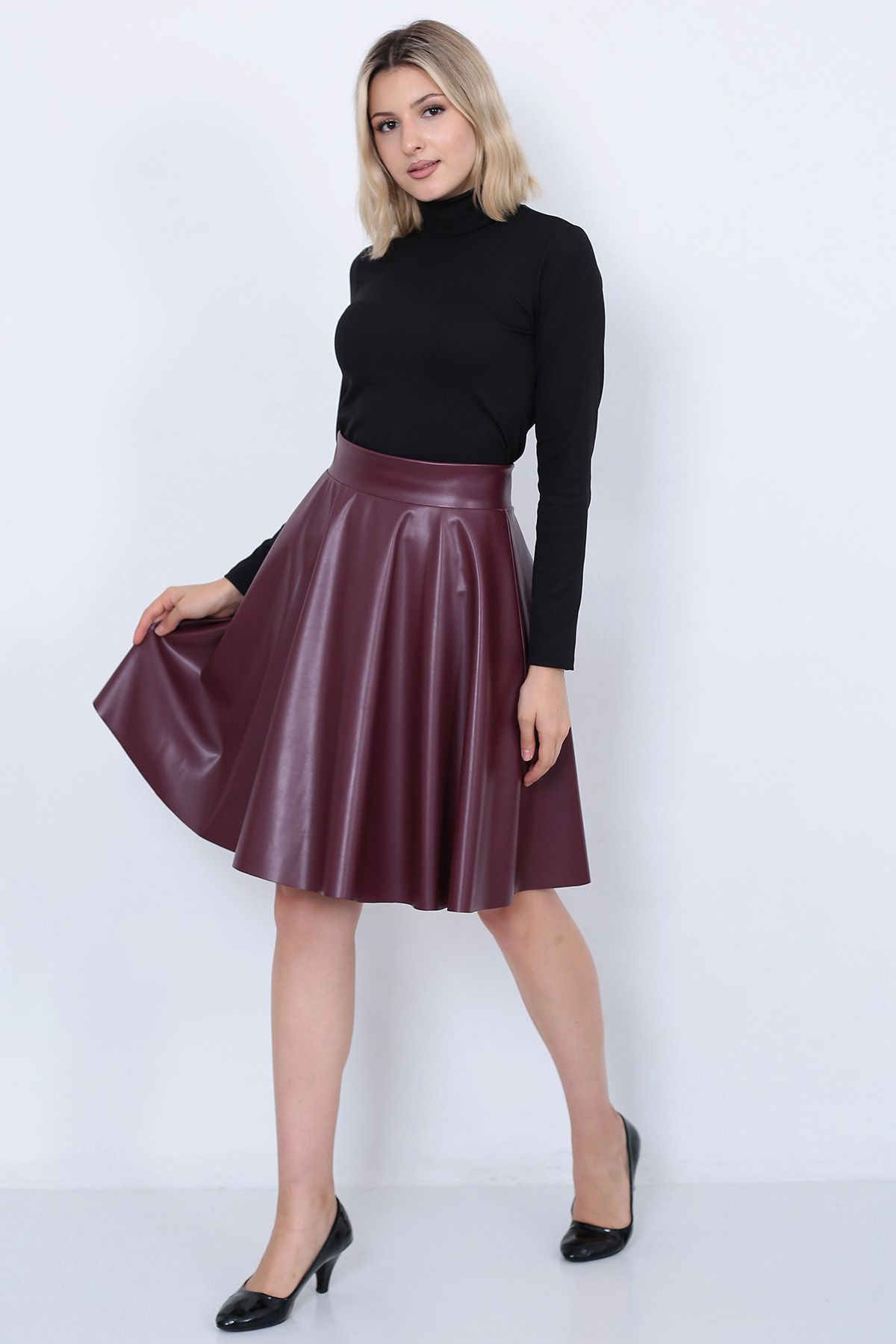 Burgundy leather shop flare skirt