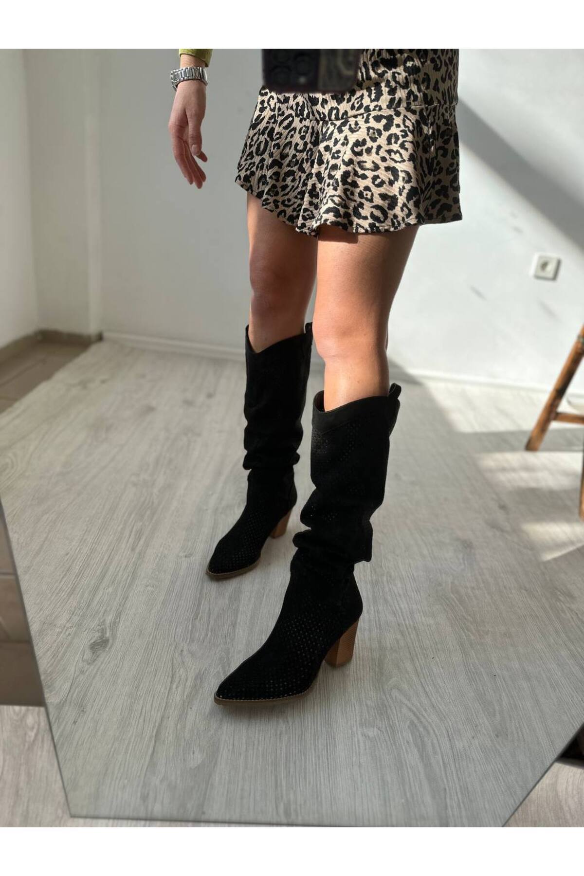 SHOEBOURNE-Cizme lungi de vară perforate tăiate cu laser din piele intoarsa neagra 6