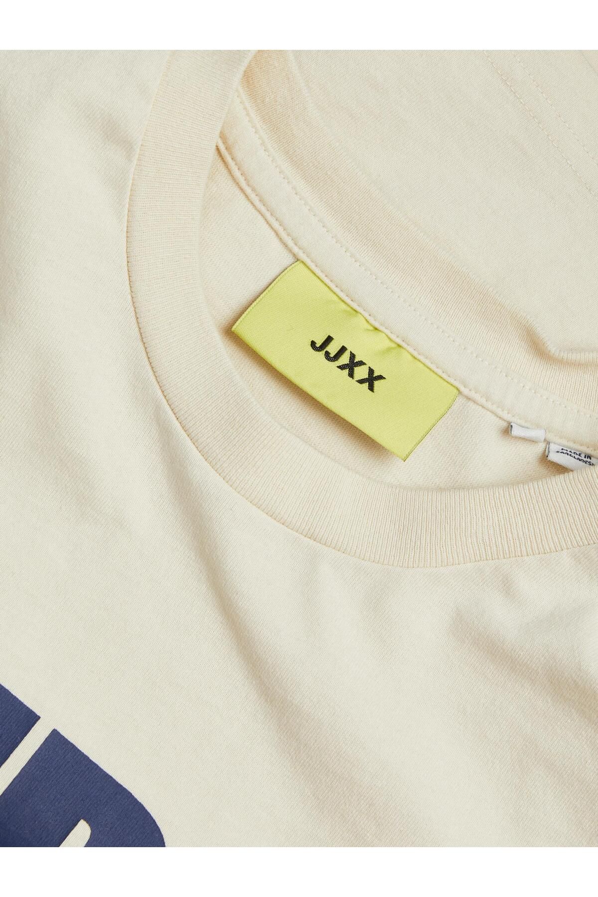 Jack & Jones Jack & Jones تی‌شرت زنانه با یقه گرد و طراحی آرام جاک جونز - سفید