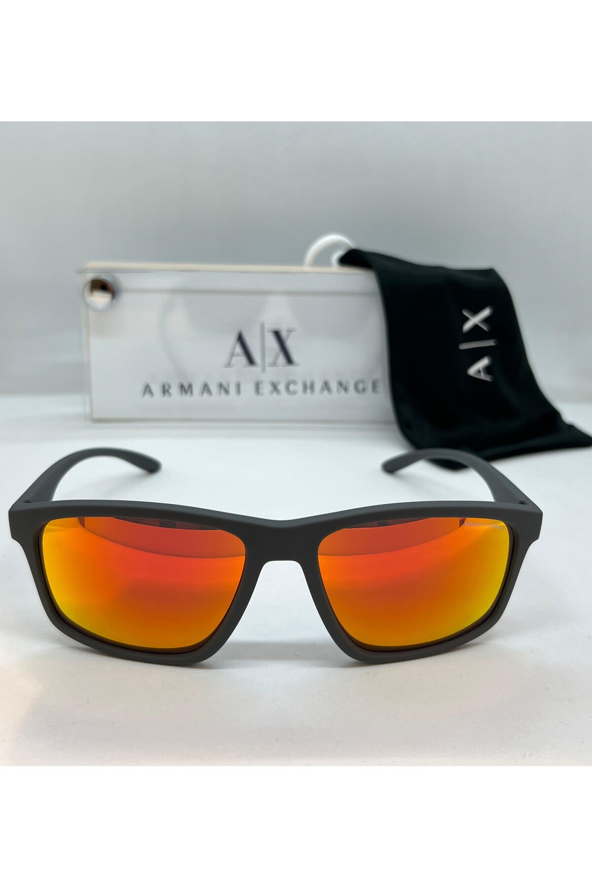 آرمانی اکسچنج عینک آفتابی ۴۱۲۲s