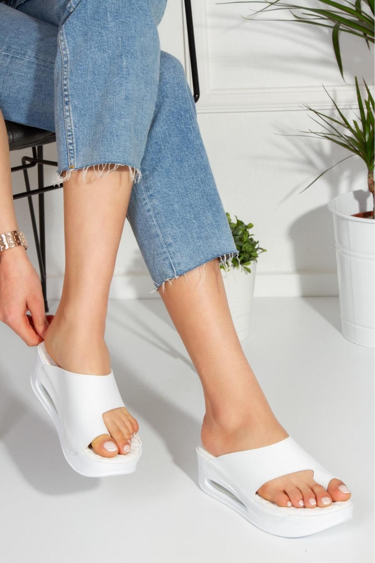 Gel sole flip flops discount