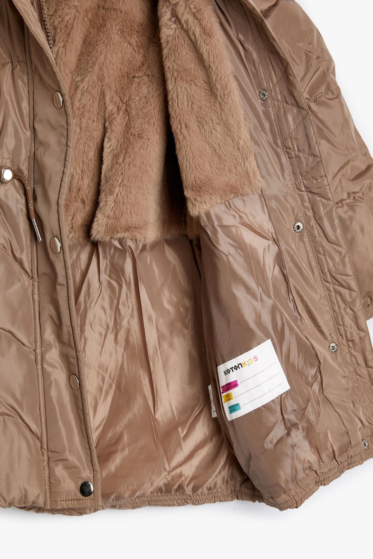 Koton Kız Çocuk Bej Kaban fotoğrafı 4 (önizleme)