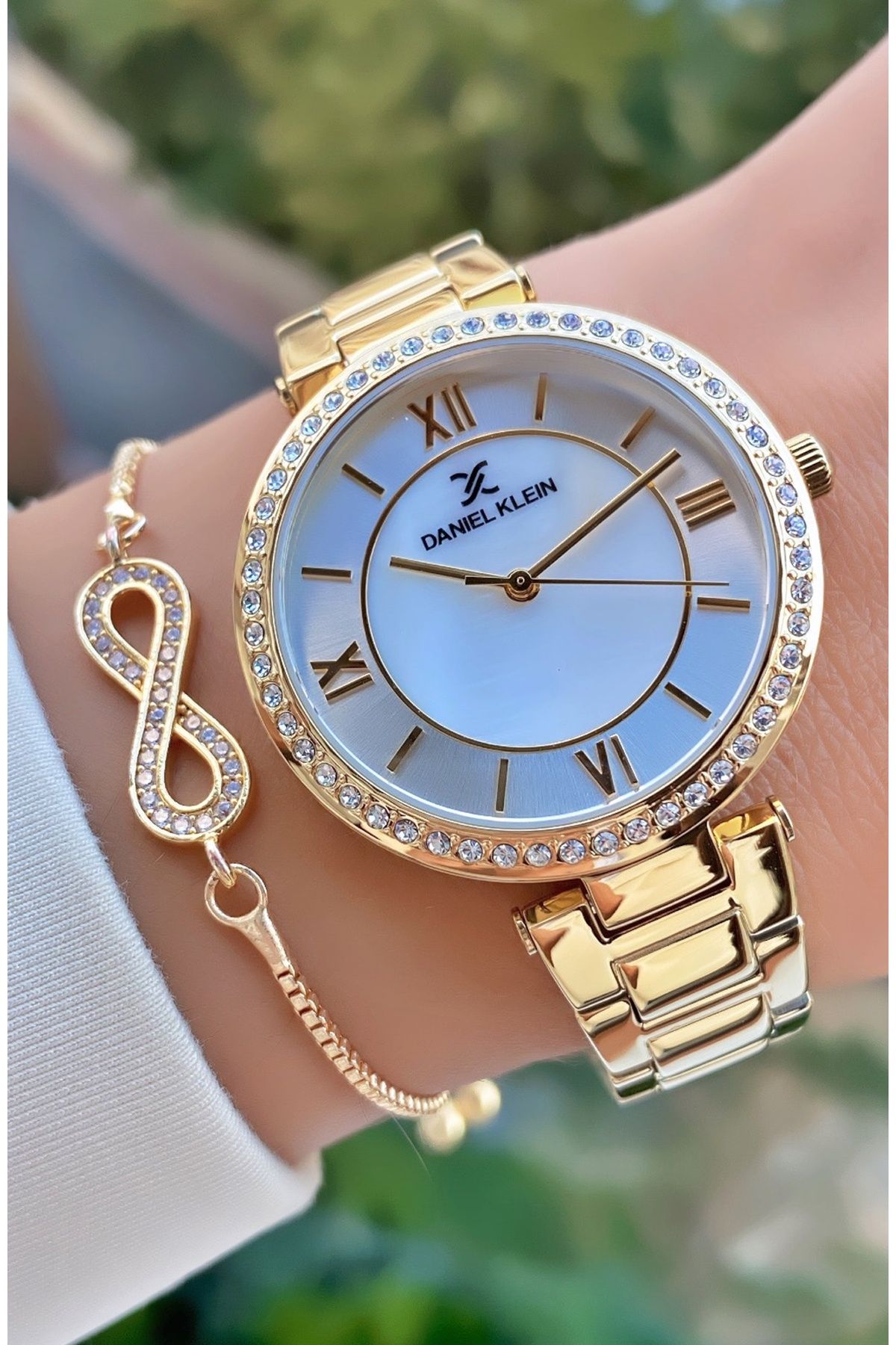 Daniel klein gold watch new arrivals