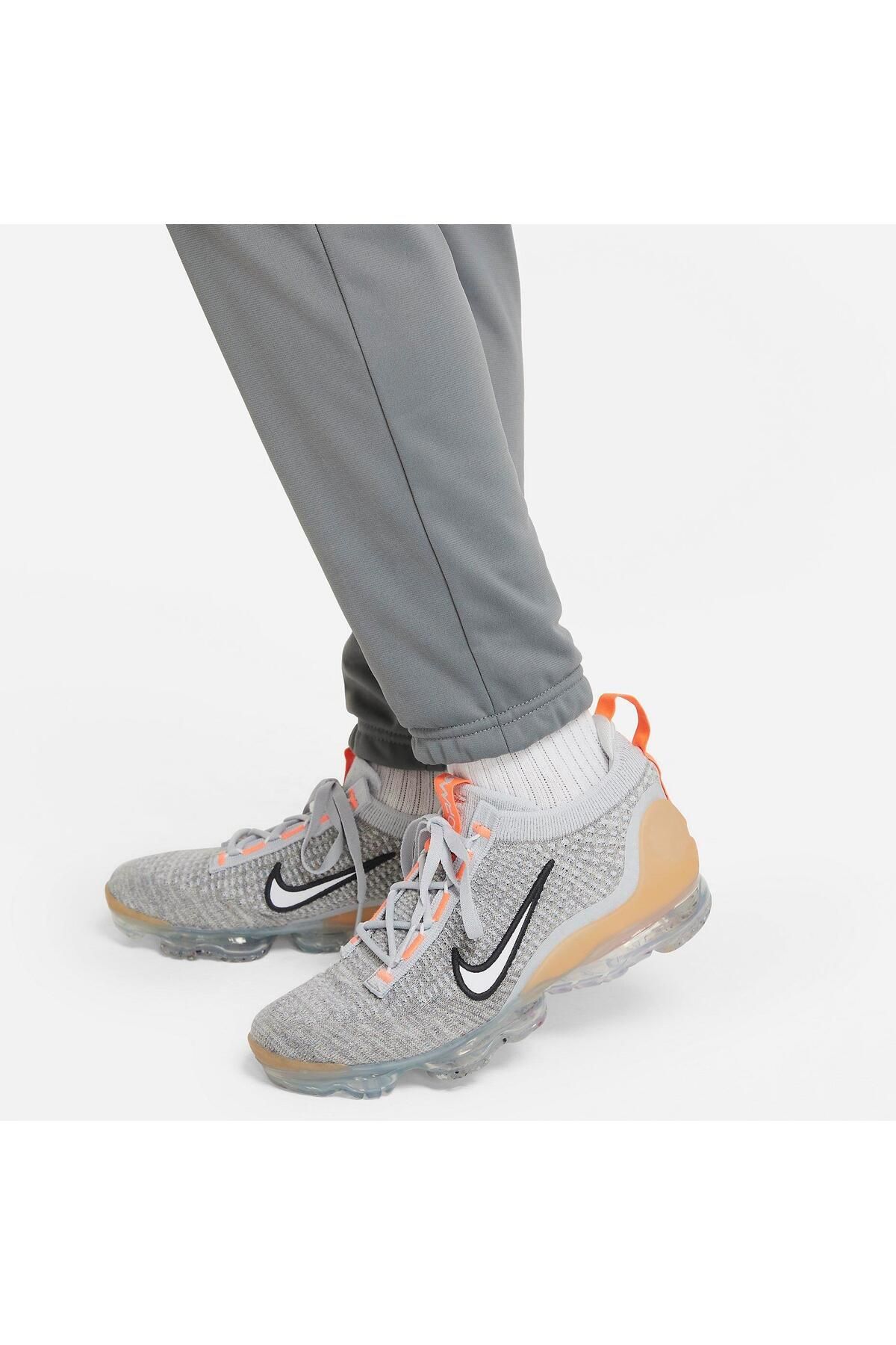 Nike sweatsuit grey and top orange