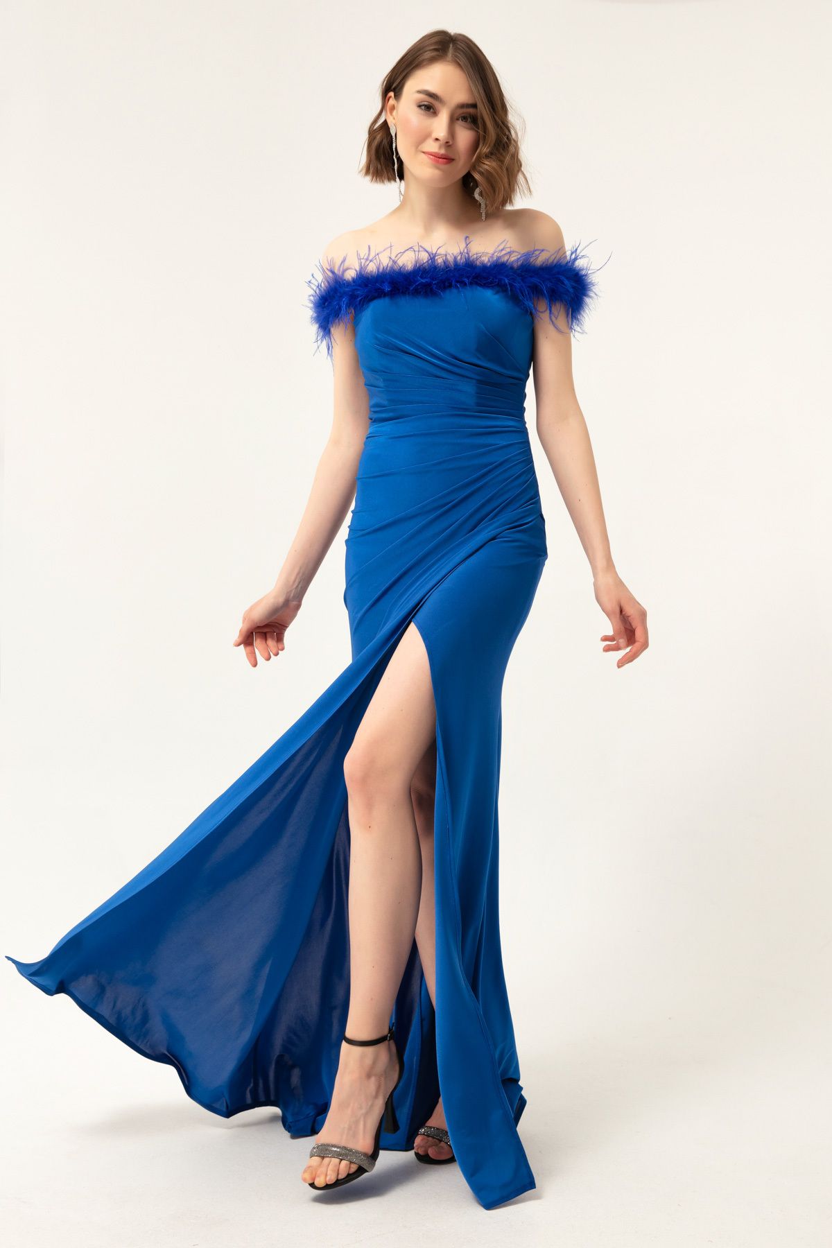 Saks long new arrivals evening dresses