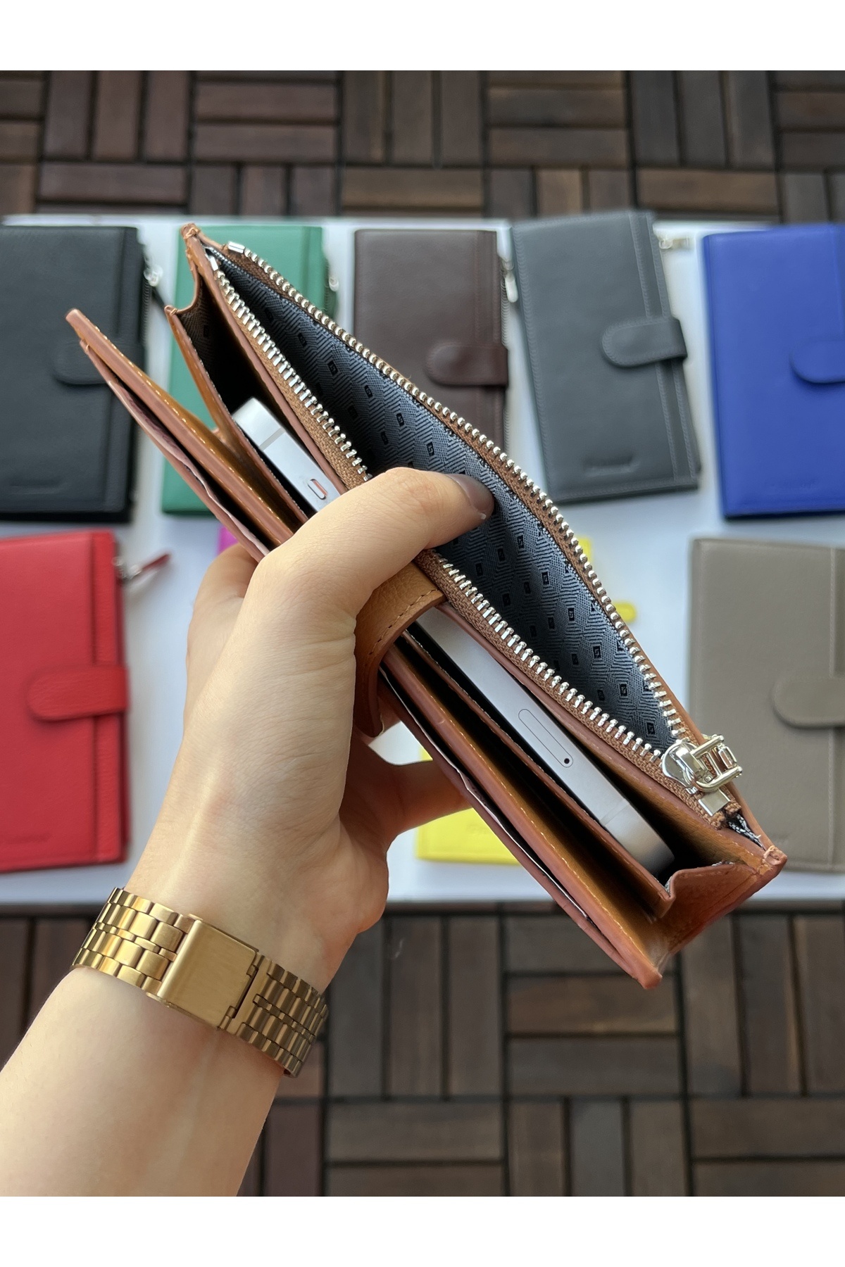 DERKON-Noby Model Genuine Leather Tan Wallet with Phone Compartment 4