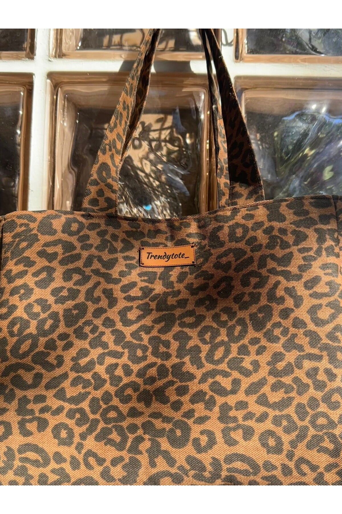 Lisa Bag LİSA LEOPARLI MUMLU KANVAS ÇANTA MUMLU KANVARS LEOPARLI Fiyatı