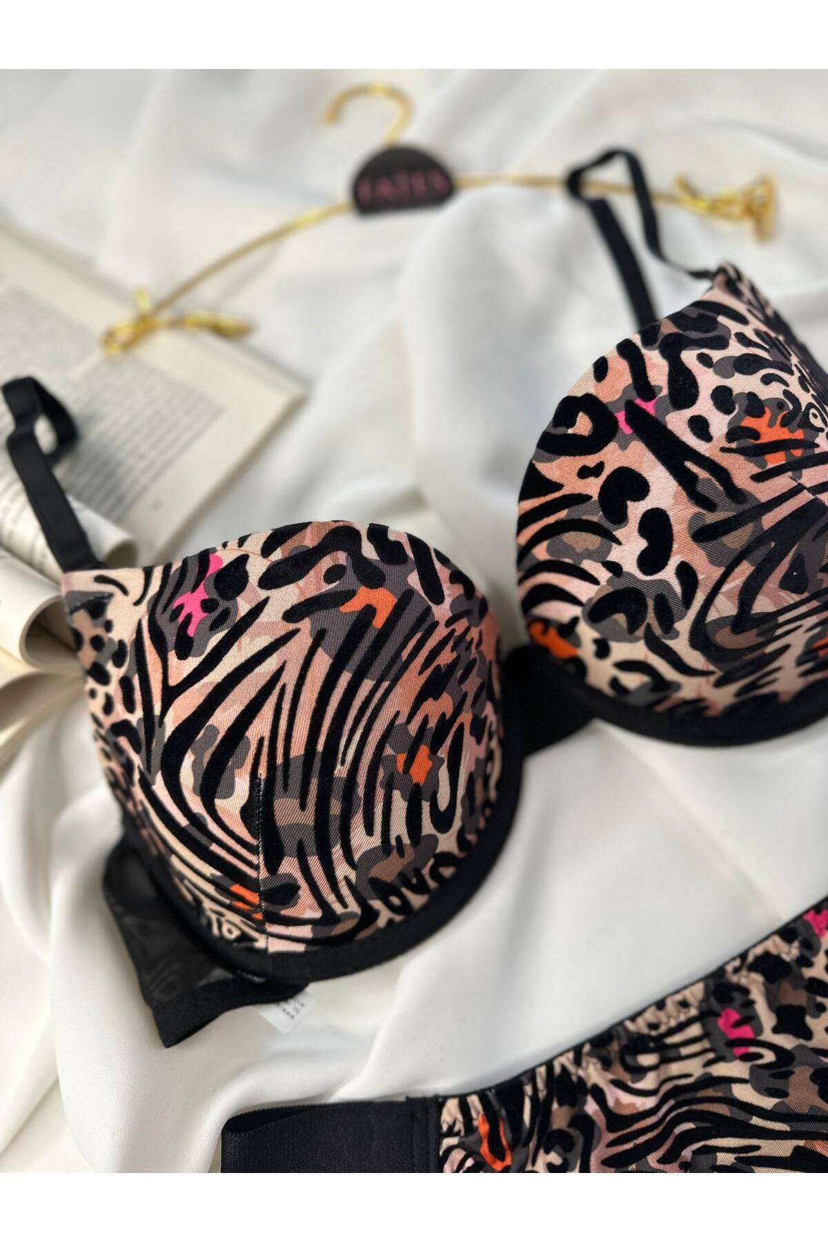 Fates-VELVET BRA PANTY SET 4
