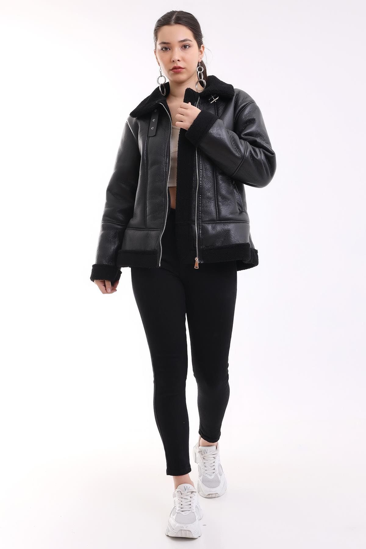 complete the look image