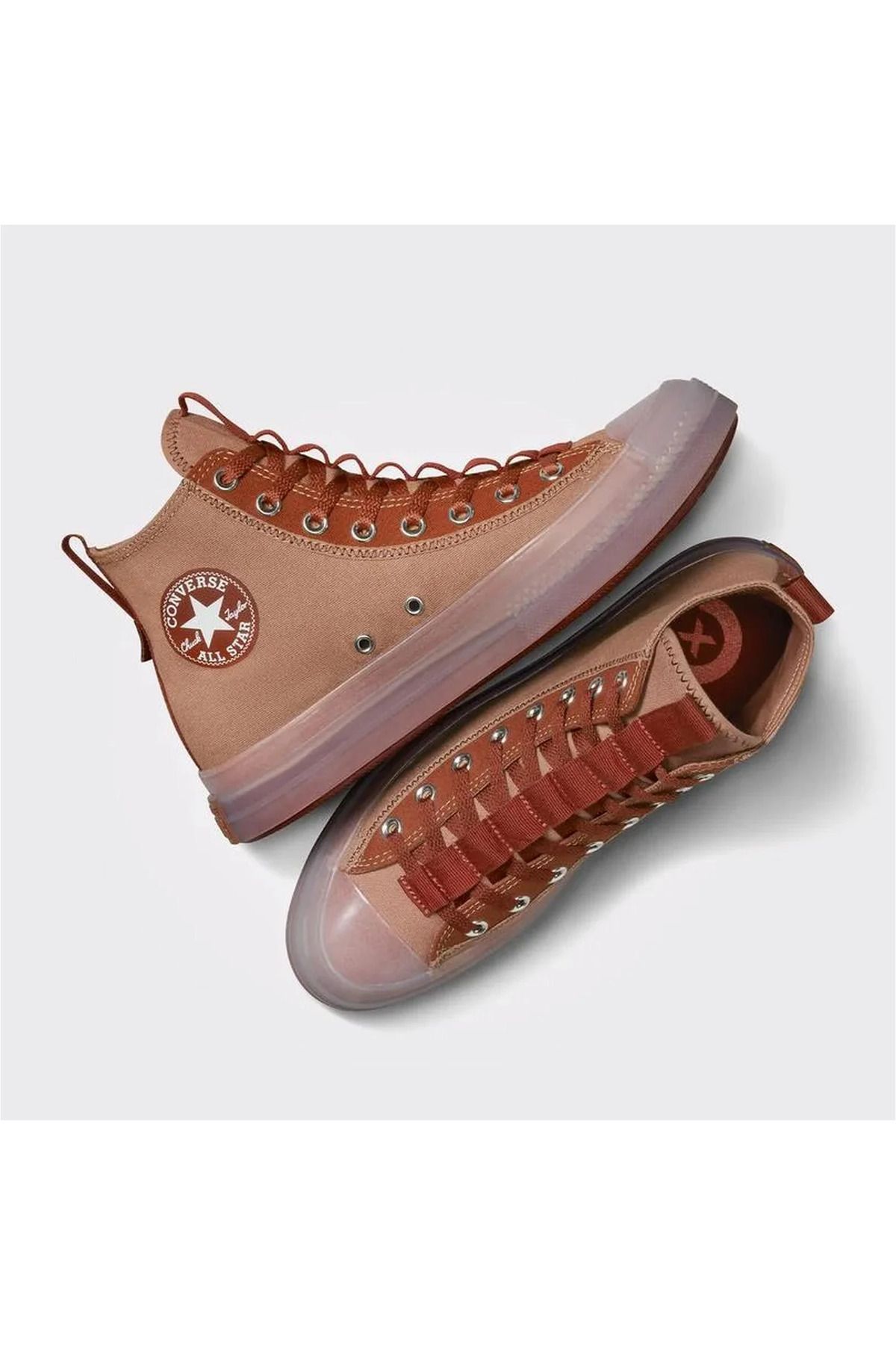 Gold hotsell converse shoes