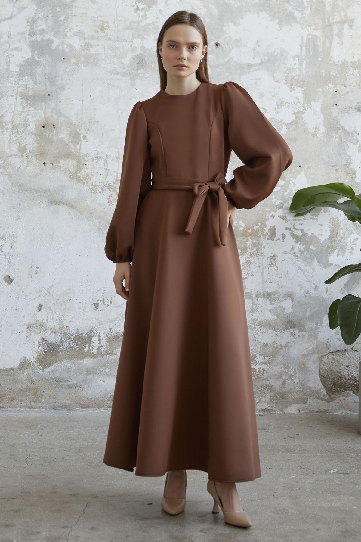 InStyle-Balloon Sleeve Belted Scuba Dress - Tan 1