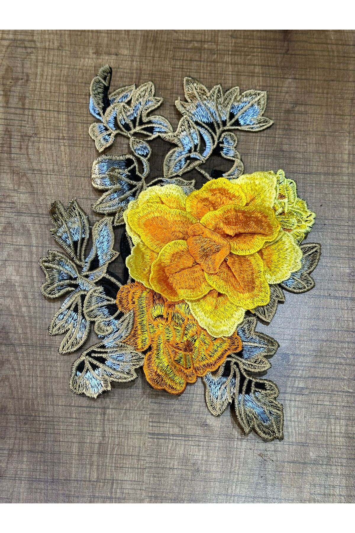 Gönülden Tasarım 24X19 CM KABARTMA NAKIŞ İŞLEME GÜL APLİKE DİKİŞ TASARIM AKSESUARI