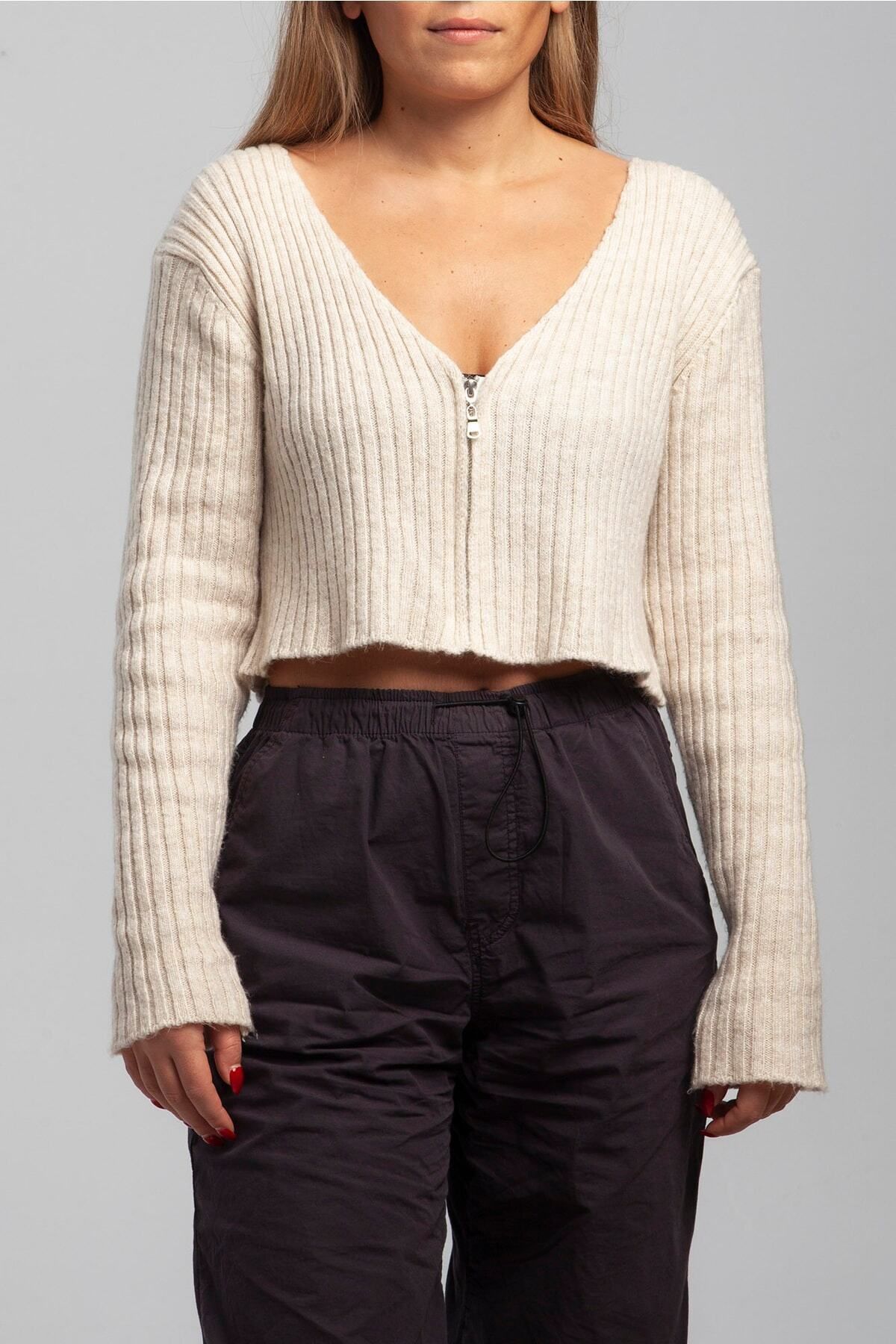 Beige hotsell summer sweater