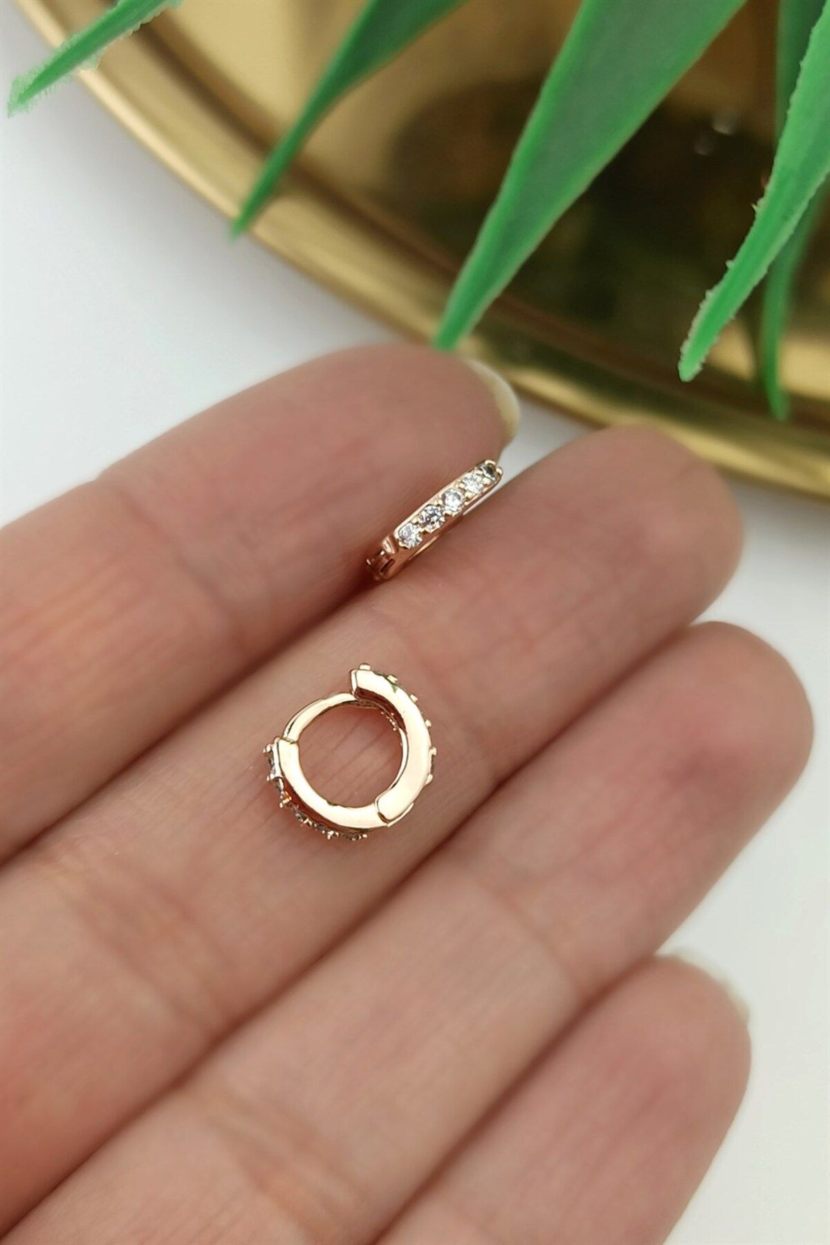 Surgical steel outlet ring