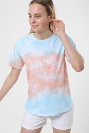 Kadın Buz Mavi Batik Desenli Basic T-shirt MDTRN13268