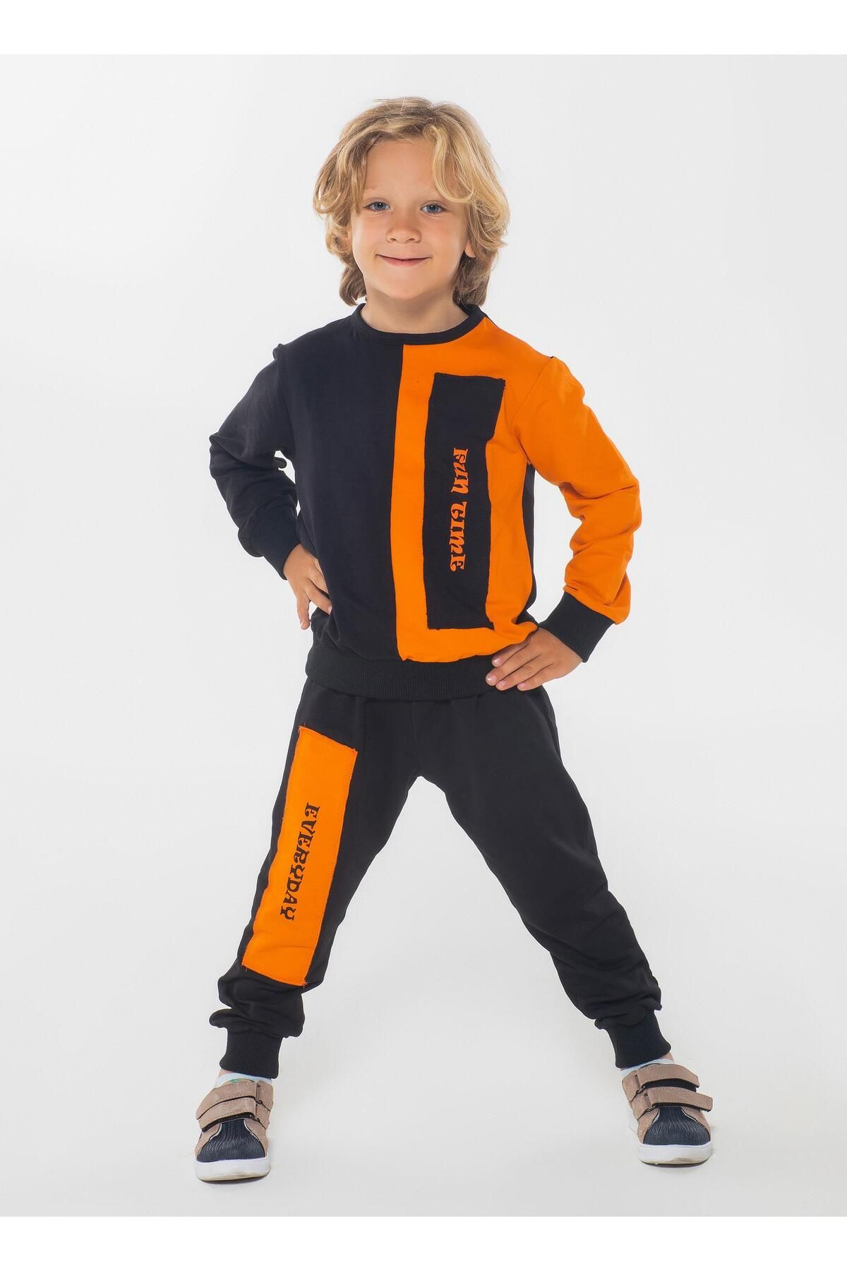 complete the look image