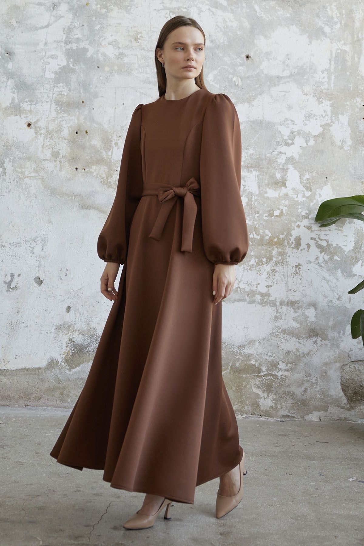 InStyle-Balloon Sleeve Belted Scuba Dress - Tan 4