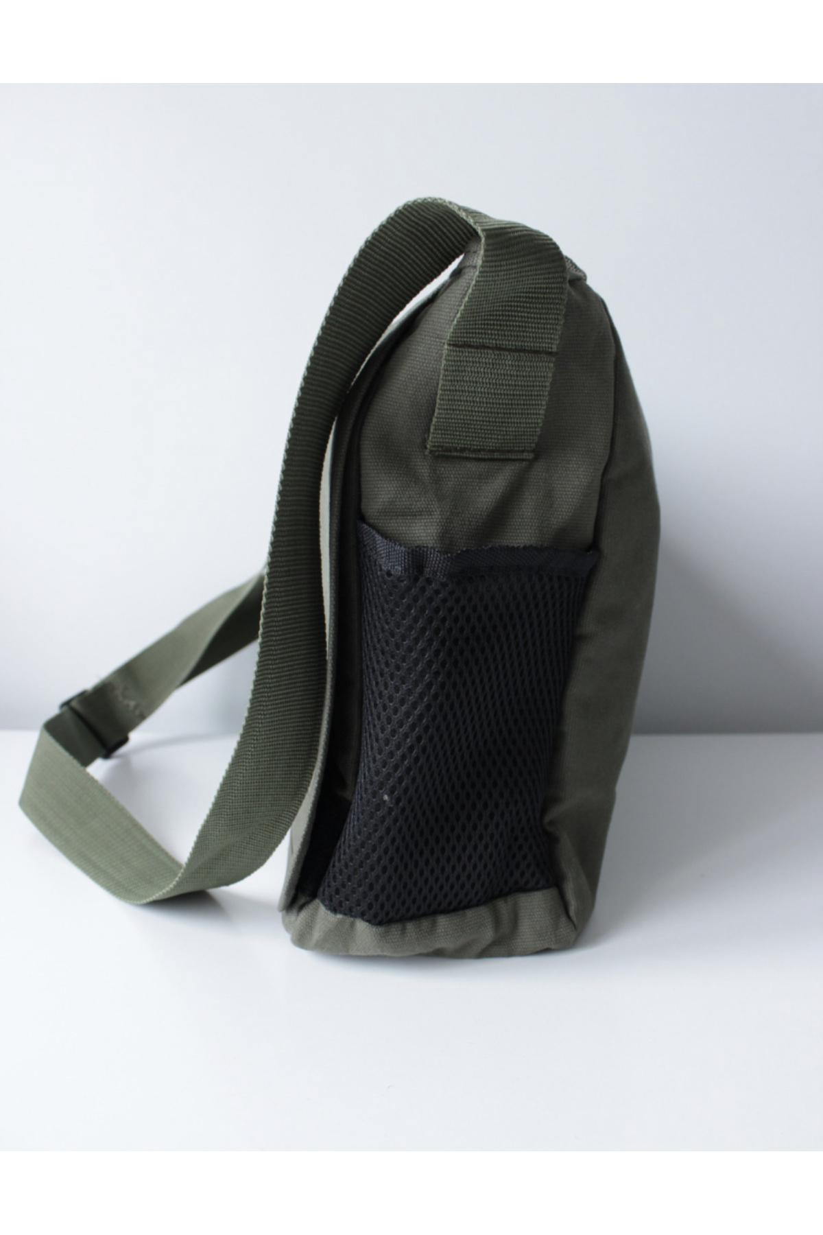 DEEFWEAR Peace Baskılı Postacı Çanta/ Bag Ayarlanbilir Kemer ve Fermurlı Cepler görsel 3