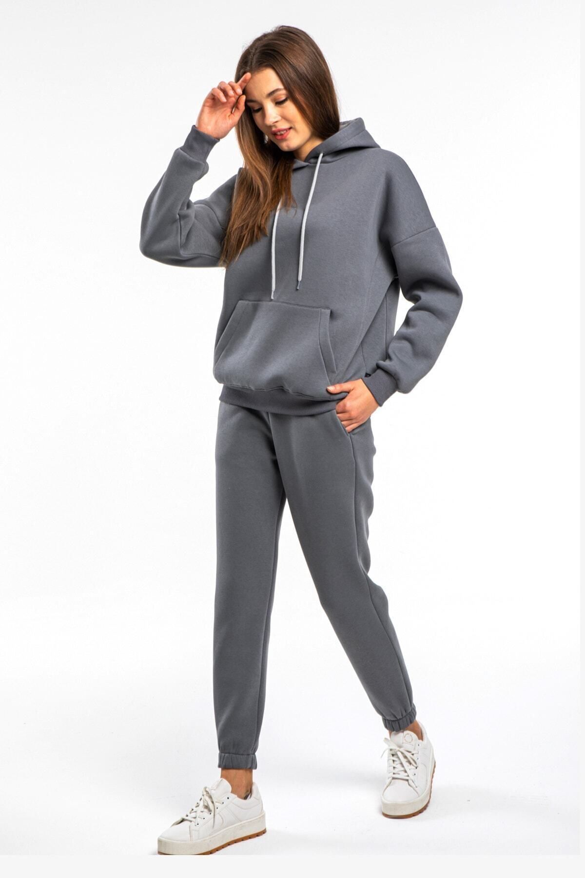 Grey sweatsuit set store