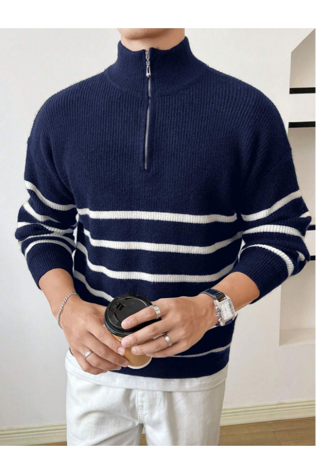 https://cdn.dsmcdn.com/ty1120/product/media/images/prod/SPM/PIM/20240105/10/c1bc28d6-46fb-399e-b7eb-b530c93d21b6/1_org_zoom.jpg