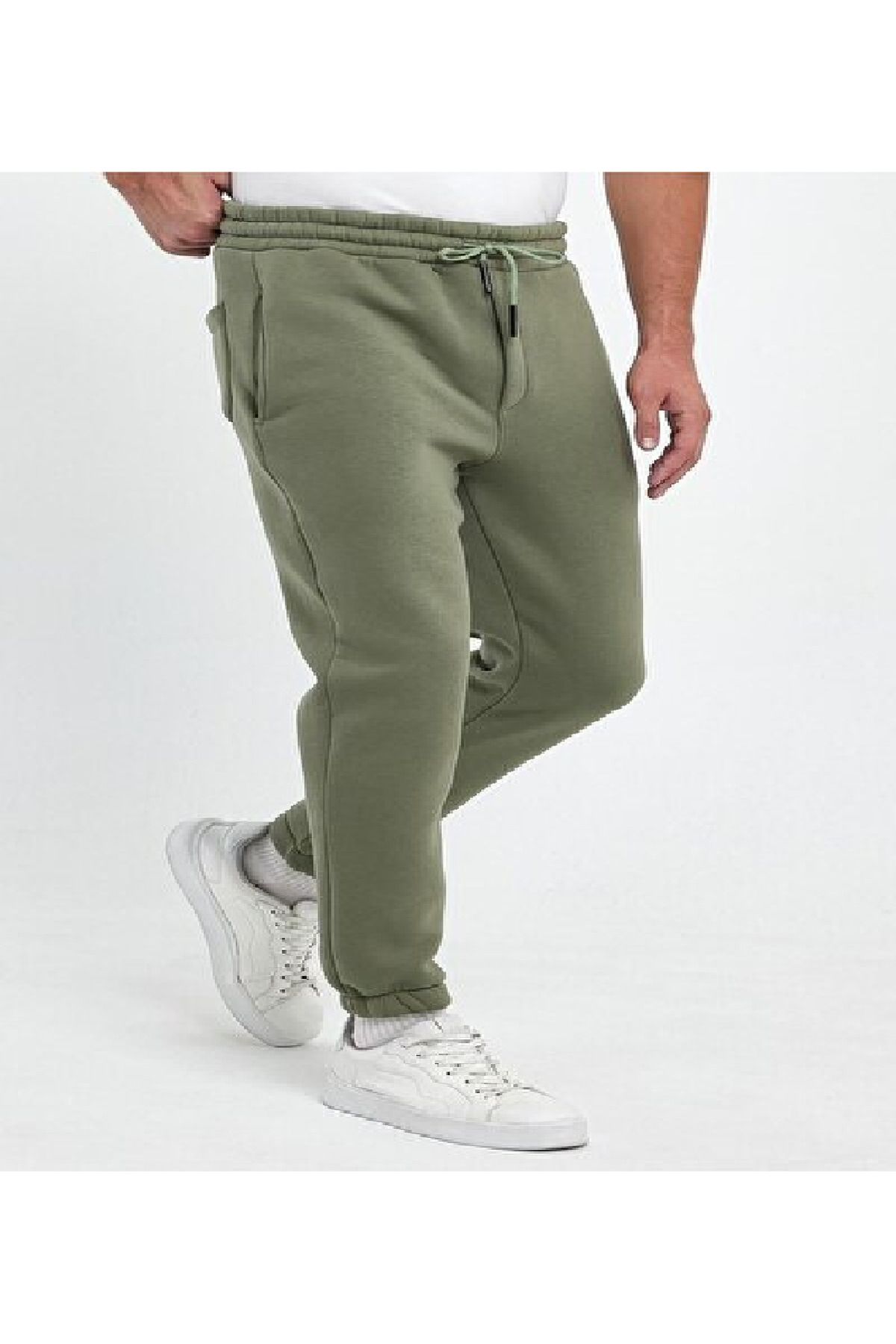 complete the look image