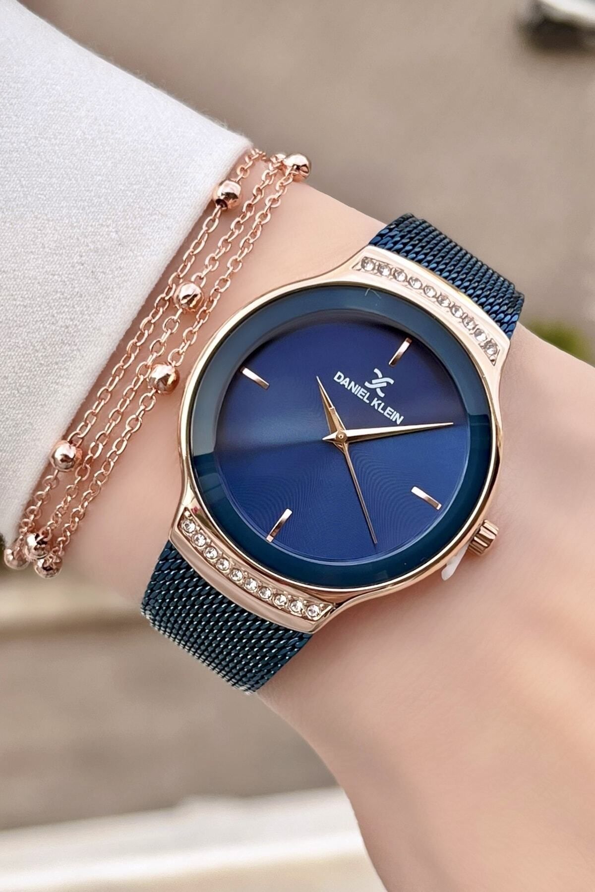 Daniel klein shop navy blue watch