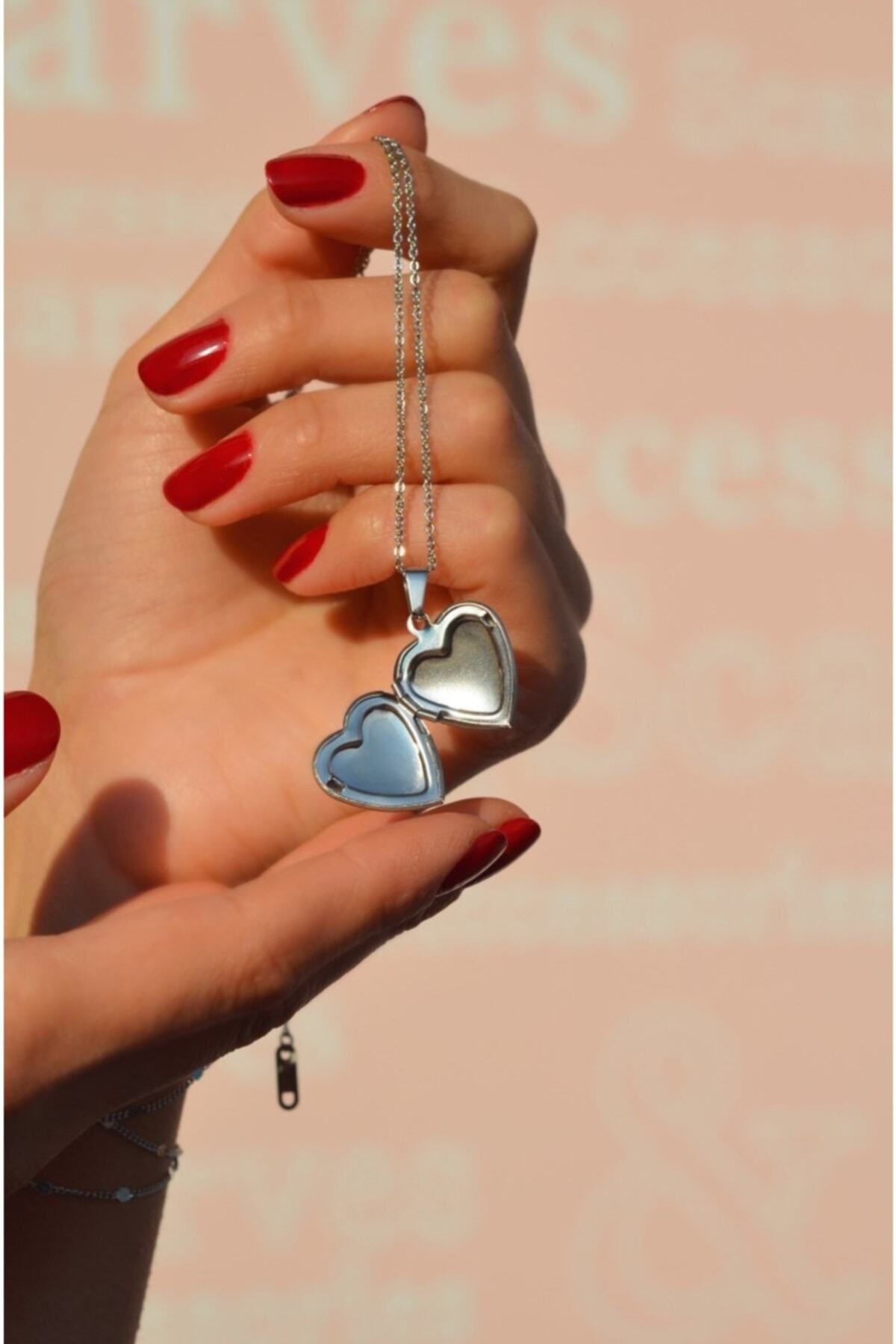 Sacce Scarves Accessories Steel Heart Necklace with Photo Capable