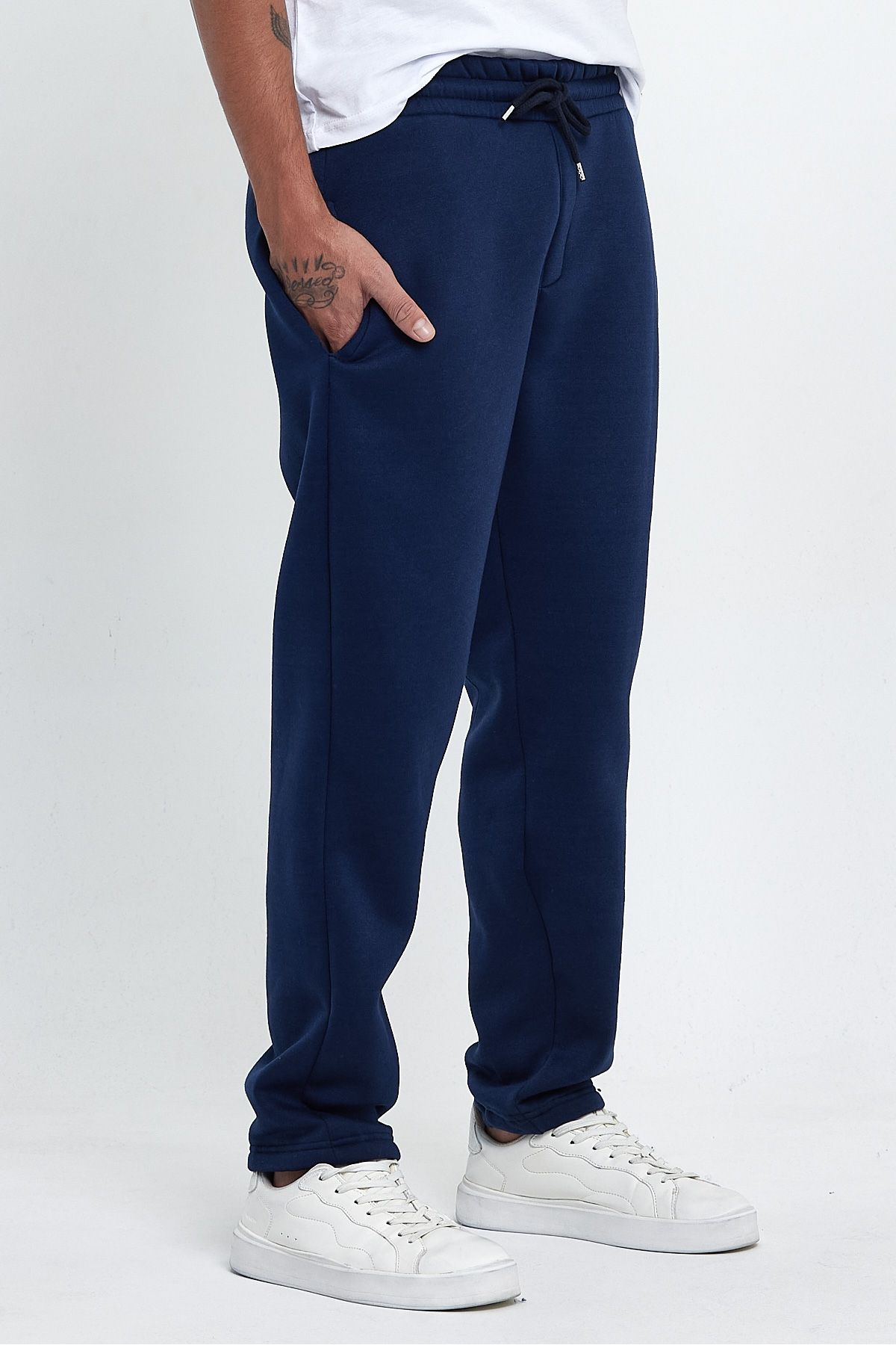 Superlife Men s 3 Thread Thick Brooklyn Printed Sweatpants with