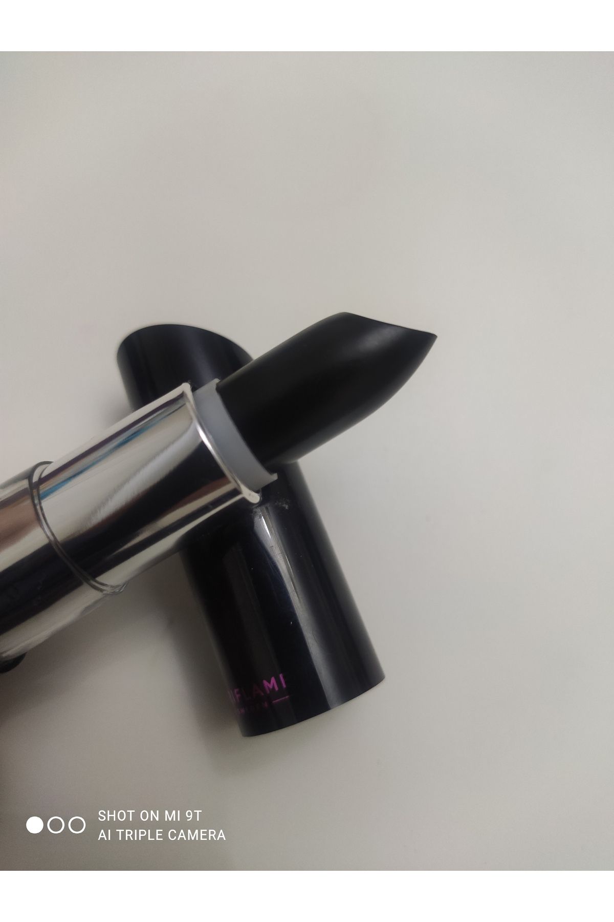 Oriflame the one 5-1 colour stylist lipstick ruj blackout tırans Fiyatı ...