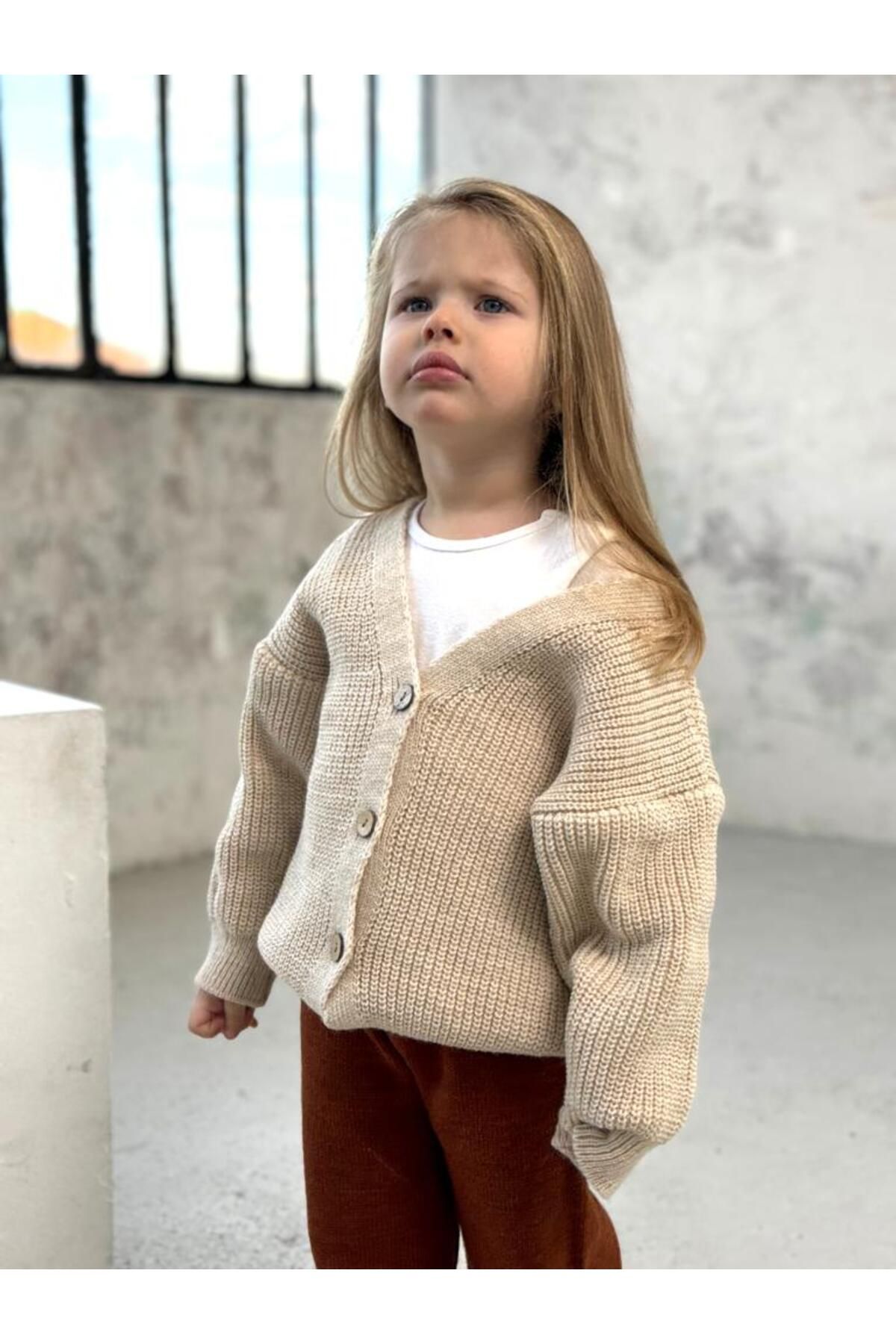 Baby deals beige cardigan