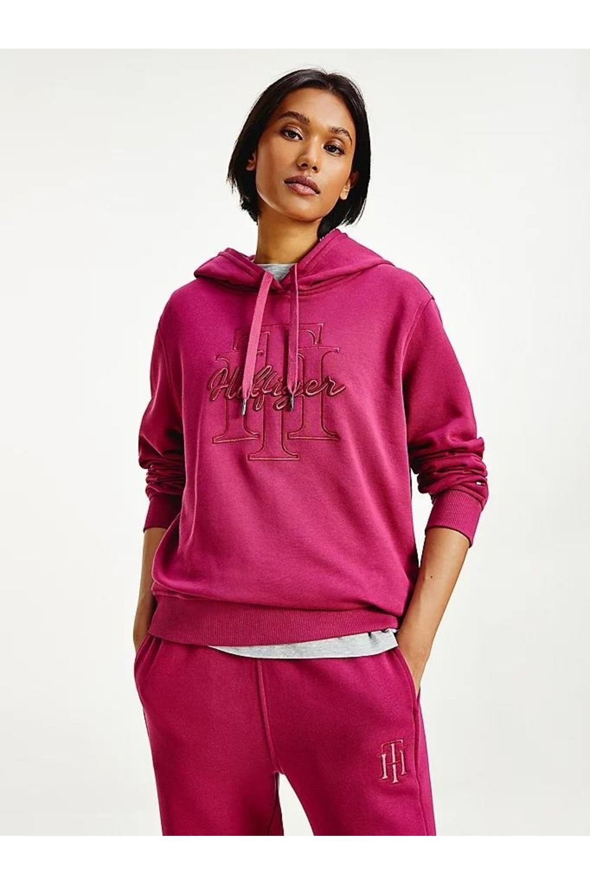 Red best sale hilfiger hoodie